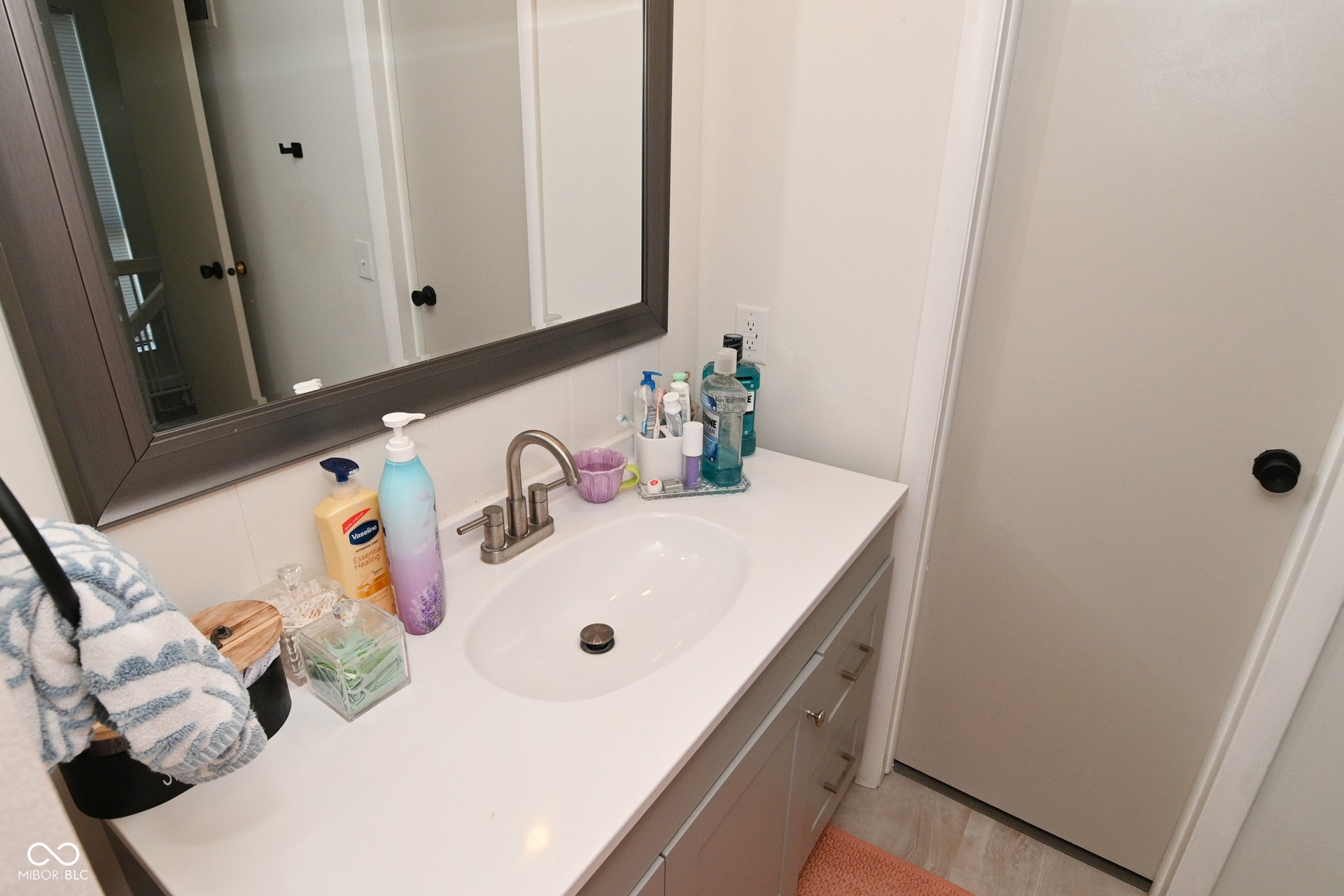 7368 Country Brook Drive, Indianapolis, IN 46260