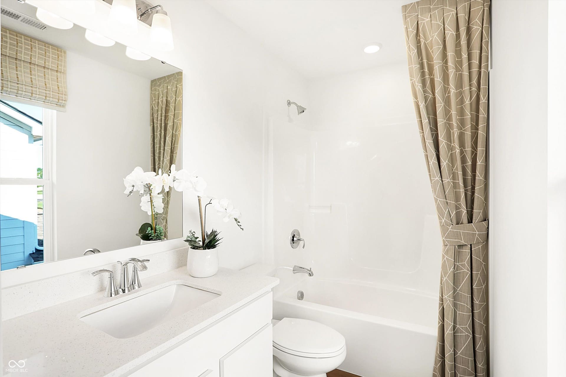6237 Lacebark Court, Noblesville, IN 46062