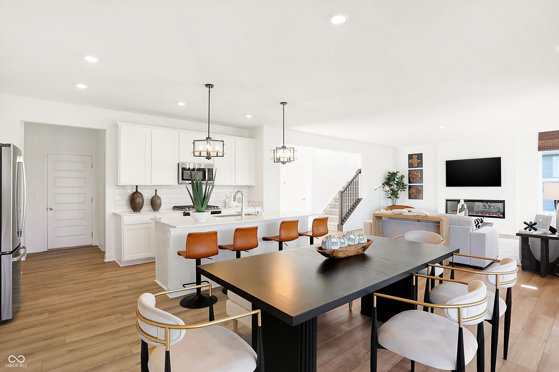 6237 Lacebark Court, Noblesville, IN 46062