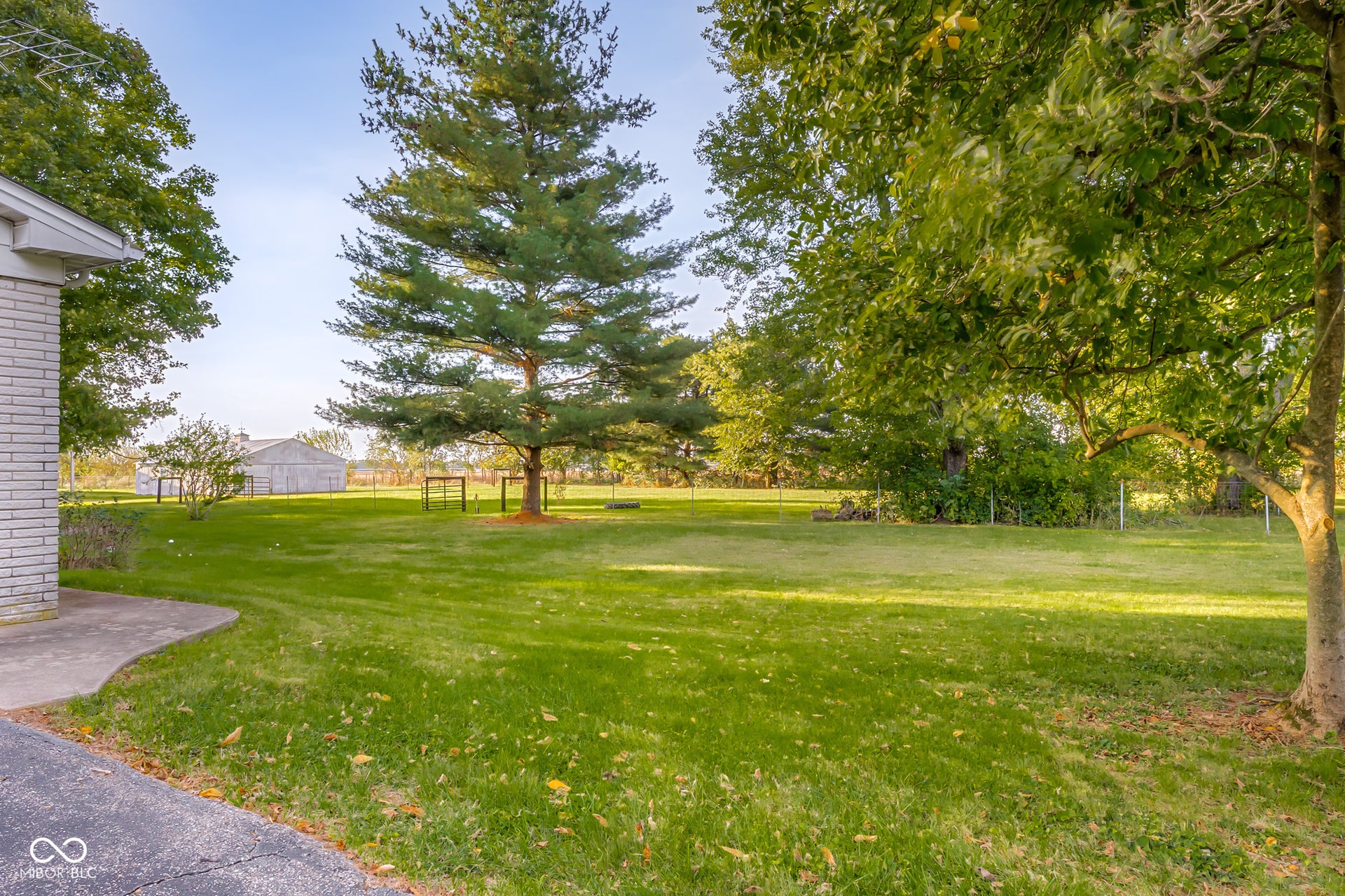 3660 E 300 S, Columbus, IN 47201