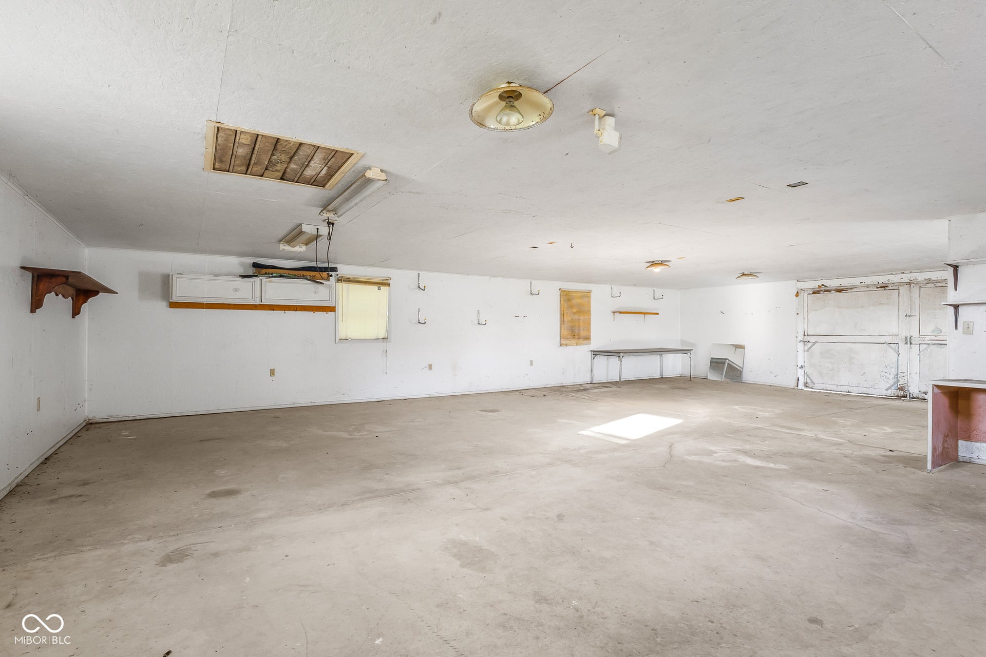 3660 E 300 S, Columbus, IN 47201
