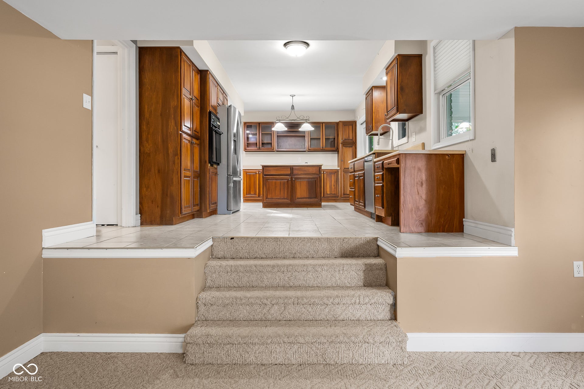3660 E 300 S, Columbus, IN 47201