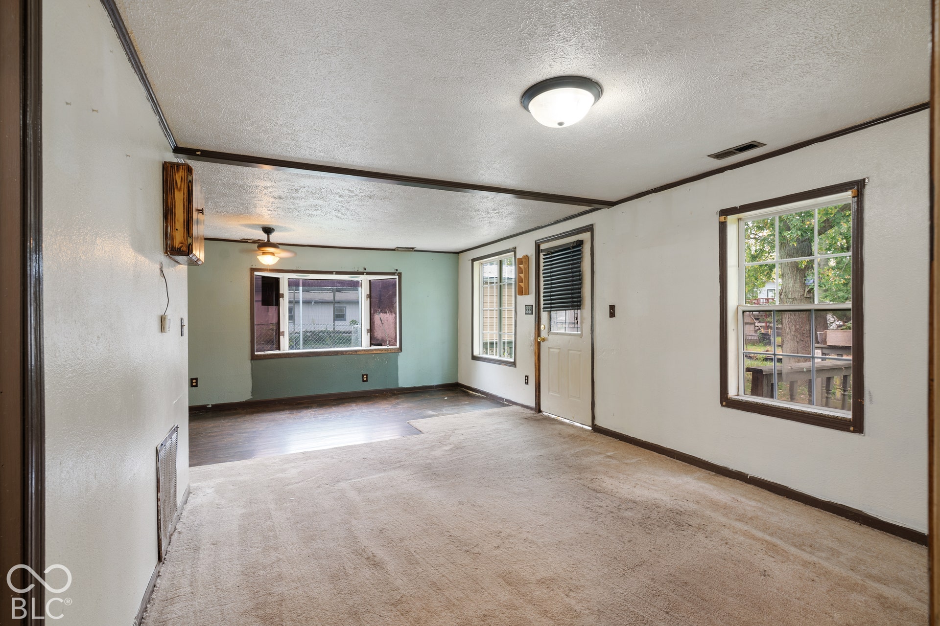 4015 Madison Street, Sheridan, IN 46069 4015 Madison Street, Sheridan, IN 46069