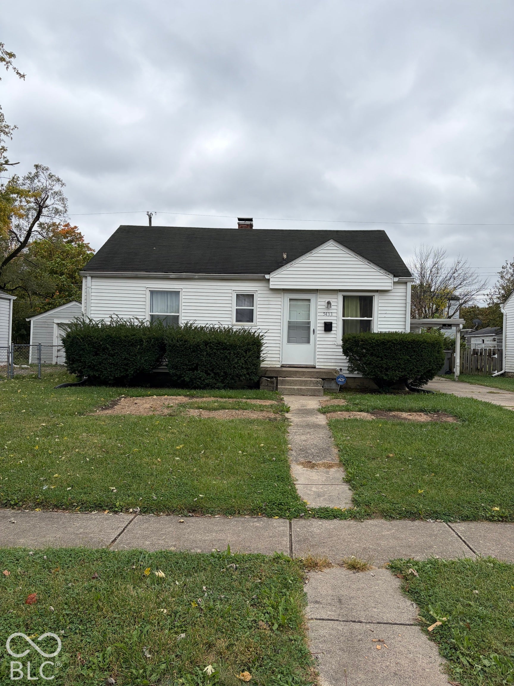5433 E 20th Street, Indianapolis, IN 46218