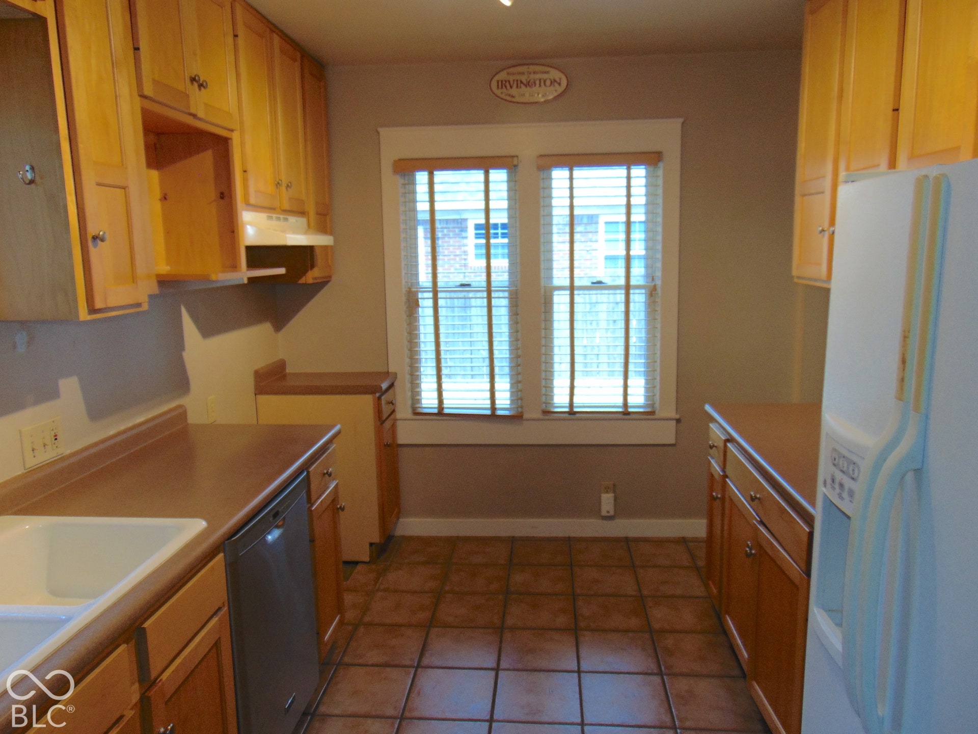 1132 N Hawthorne Lane, Indianapolis, IN 46219 1132 N Hawthorne Lane, Indianapolis, IN 46219