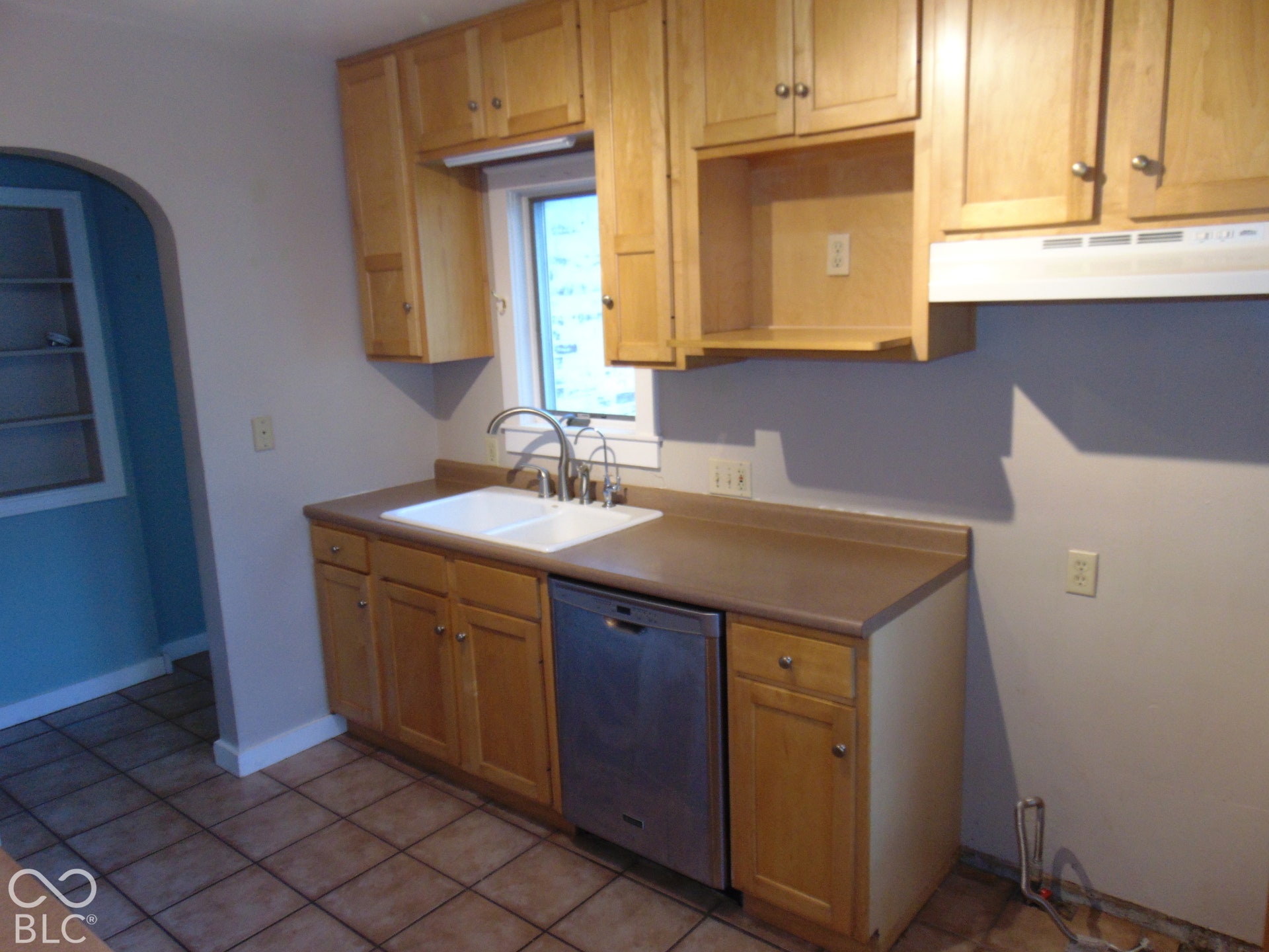 1132 N Hawthorne Lane, Indianapolis, IN 46219 1132 N Hawthorne Lane, Indianapolis, IN 46219