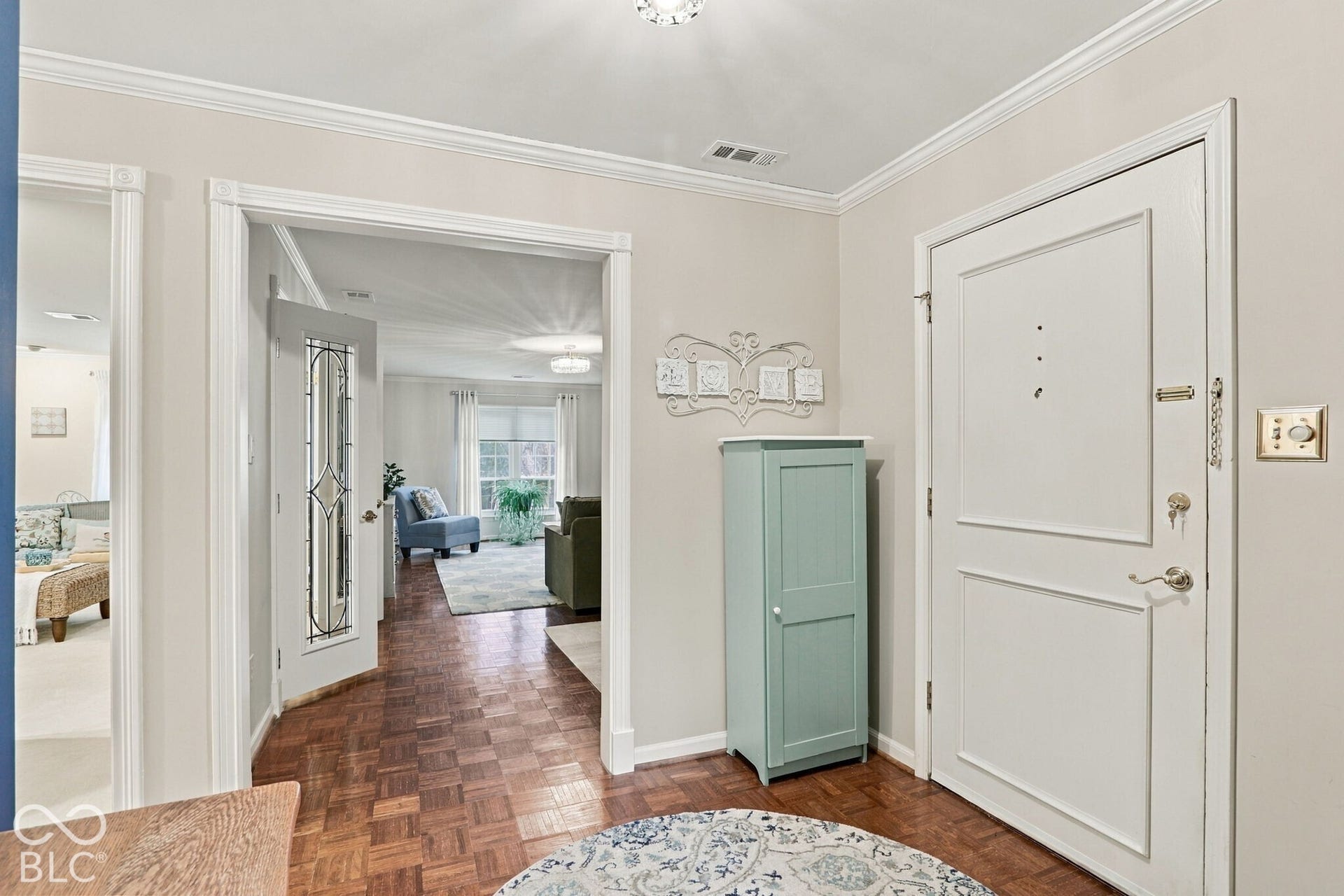 7435 Lions Head, Indianapolis, IN 46260