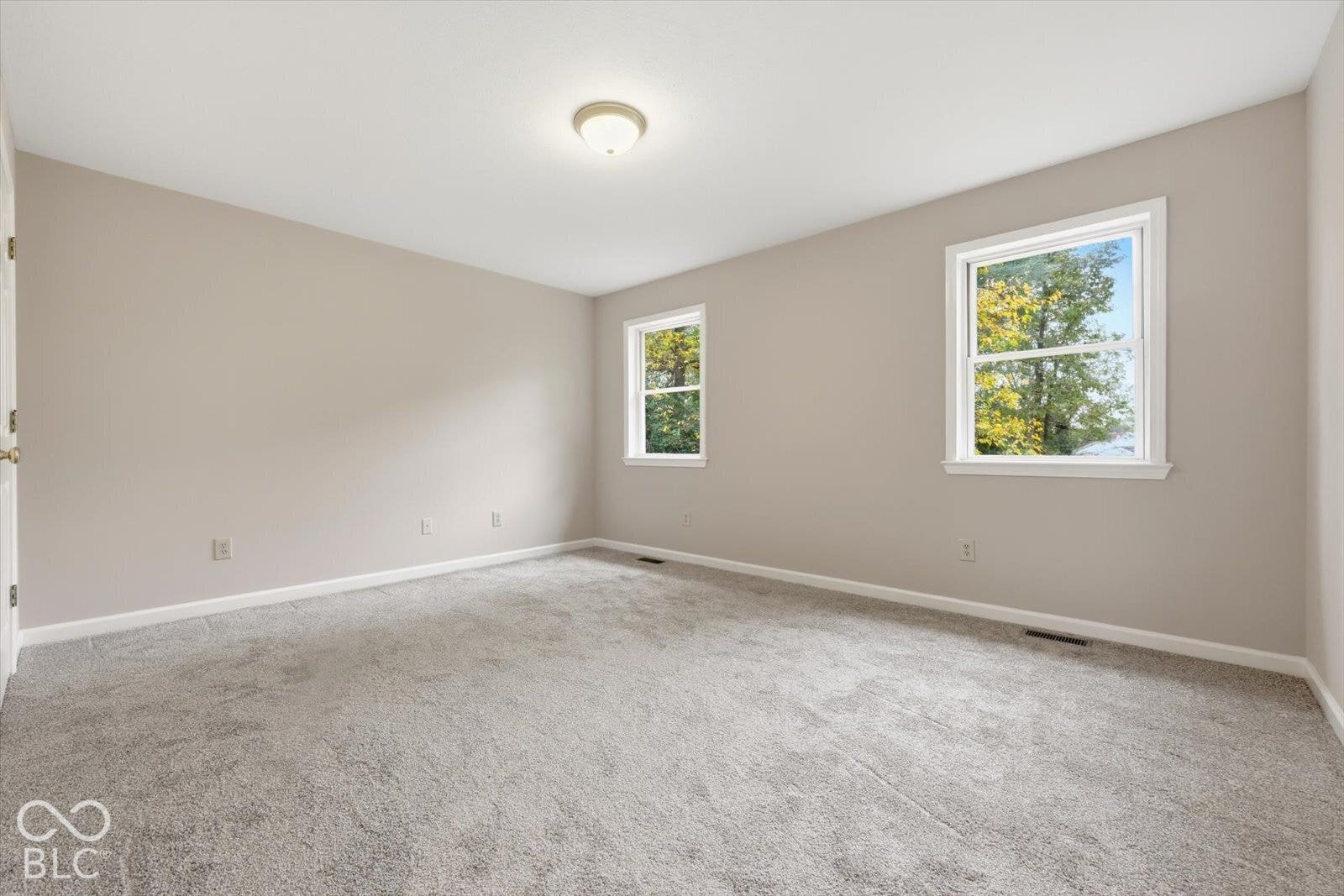 8727 W 800 Road N, Indianapolis, IN 46259 8727 W 800 Road N, Indianapolis, IN 46259