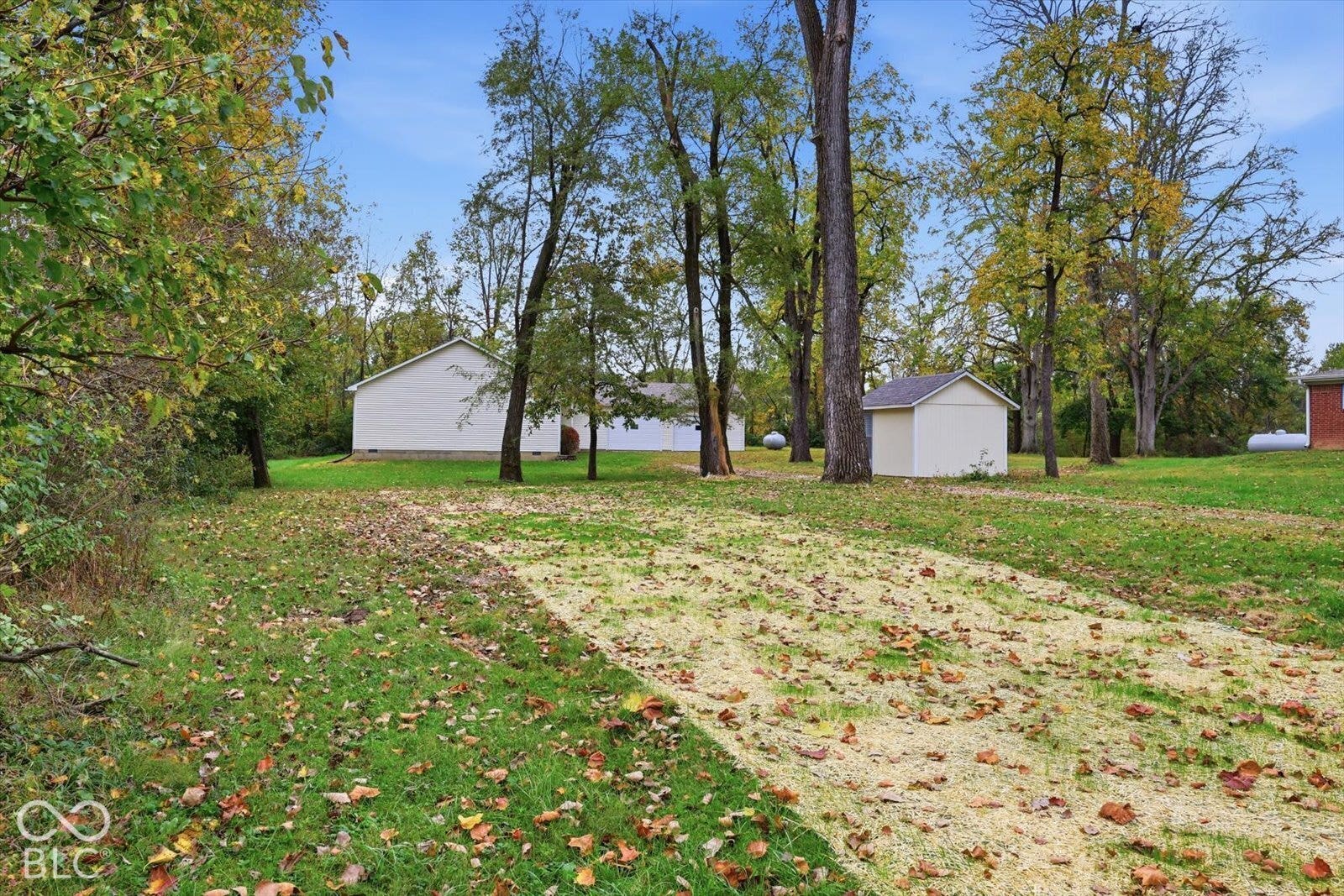 8727 W 800 Road N, Indianapolis, IN 46259 8727 W 800 Road N, Indianapolis, IN 46259