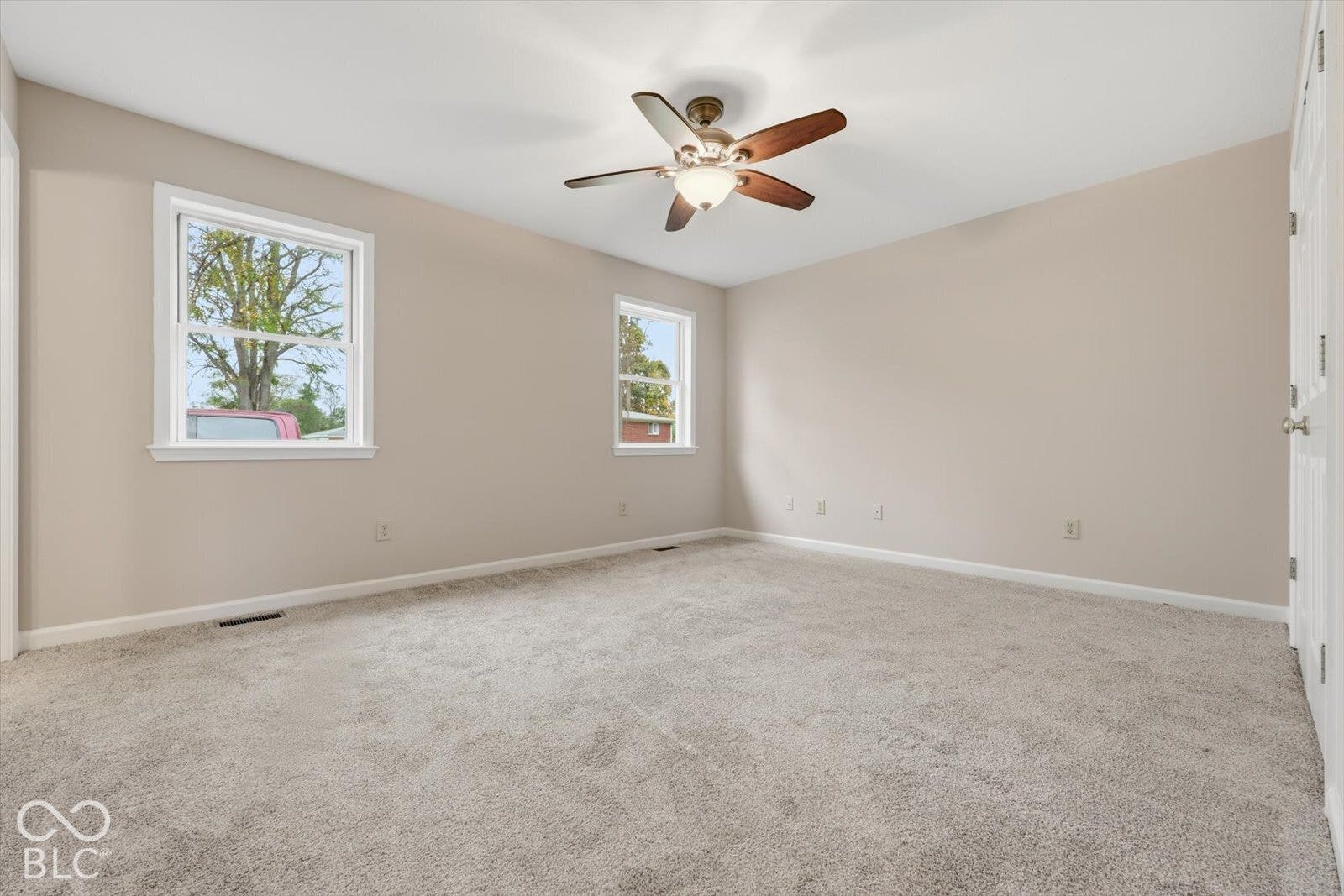 8727 W 800 Road N, Indianapolis, IN 46259 8727 W 800 Road N, Indianapolis, IN 46259