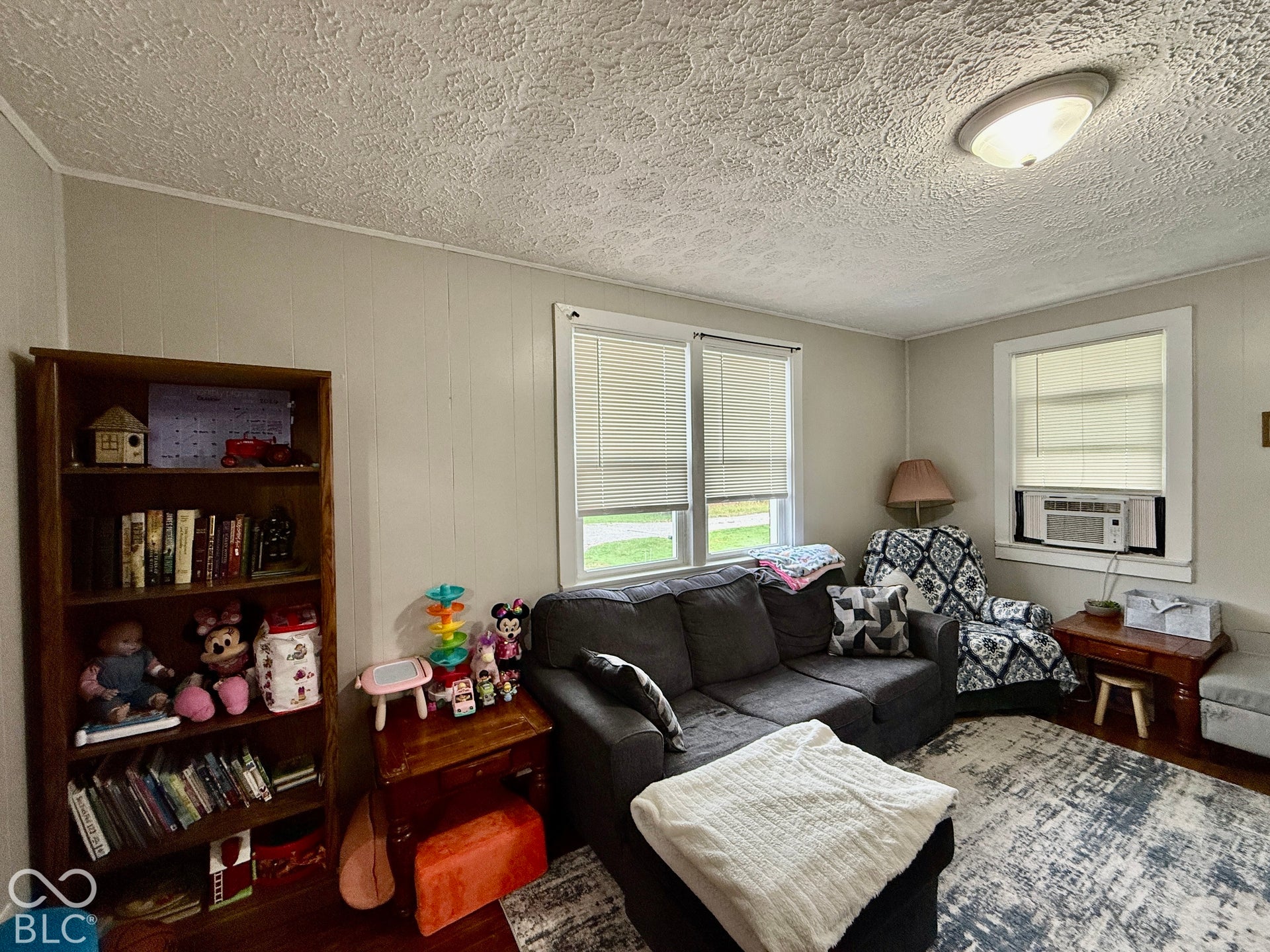635 S High Street, Versailles, IN 47042