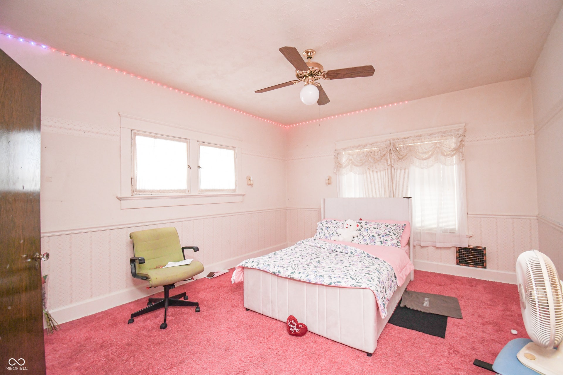 718 S Walnut Street, Seymour, IN 47274