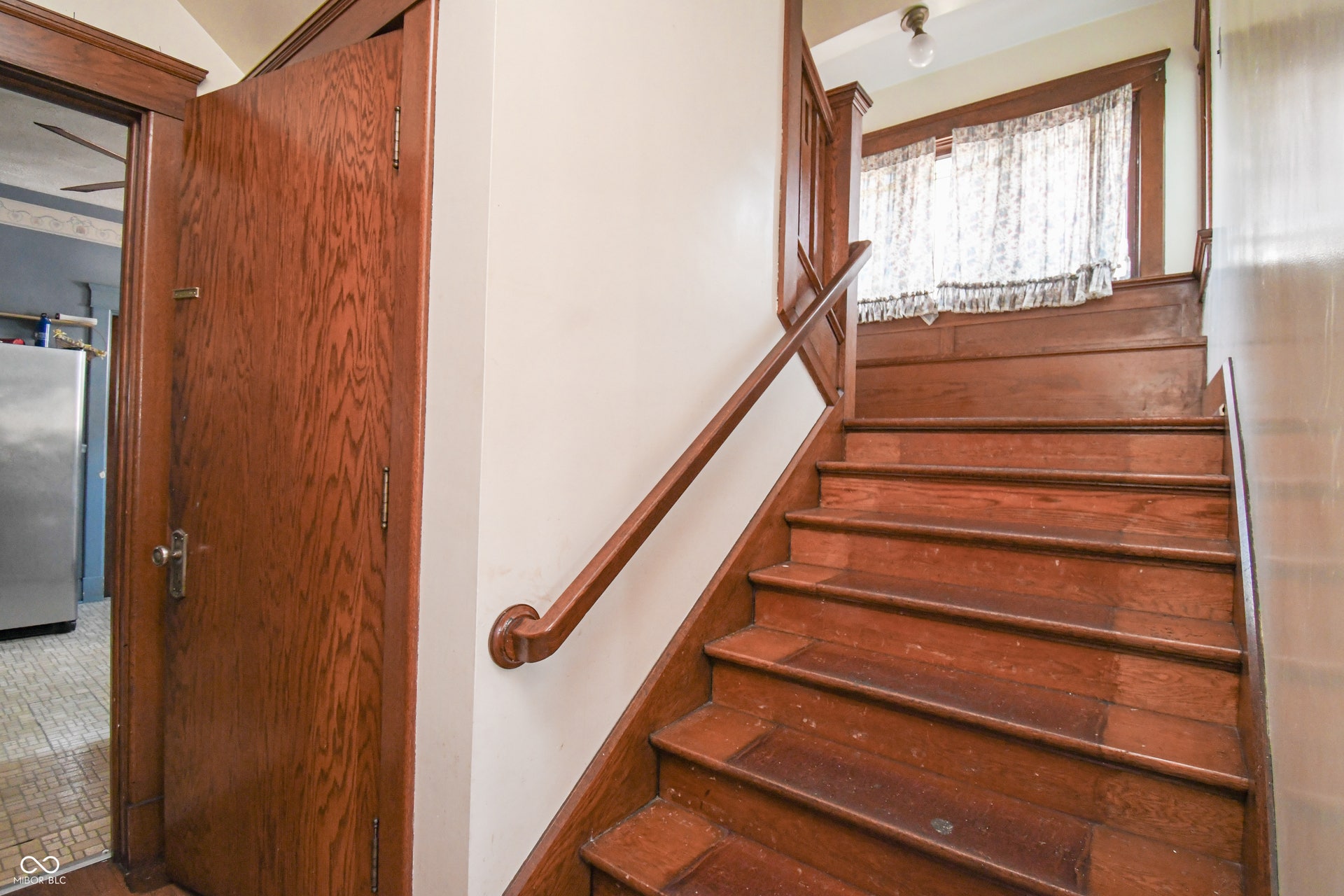 718 S Walnut Street, Seymour, IN 47274