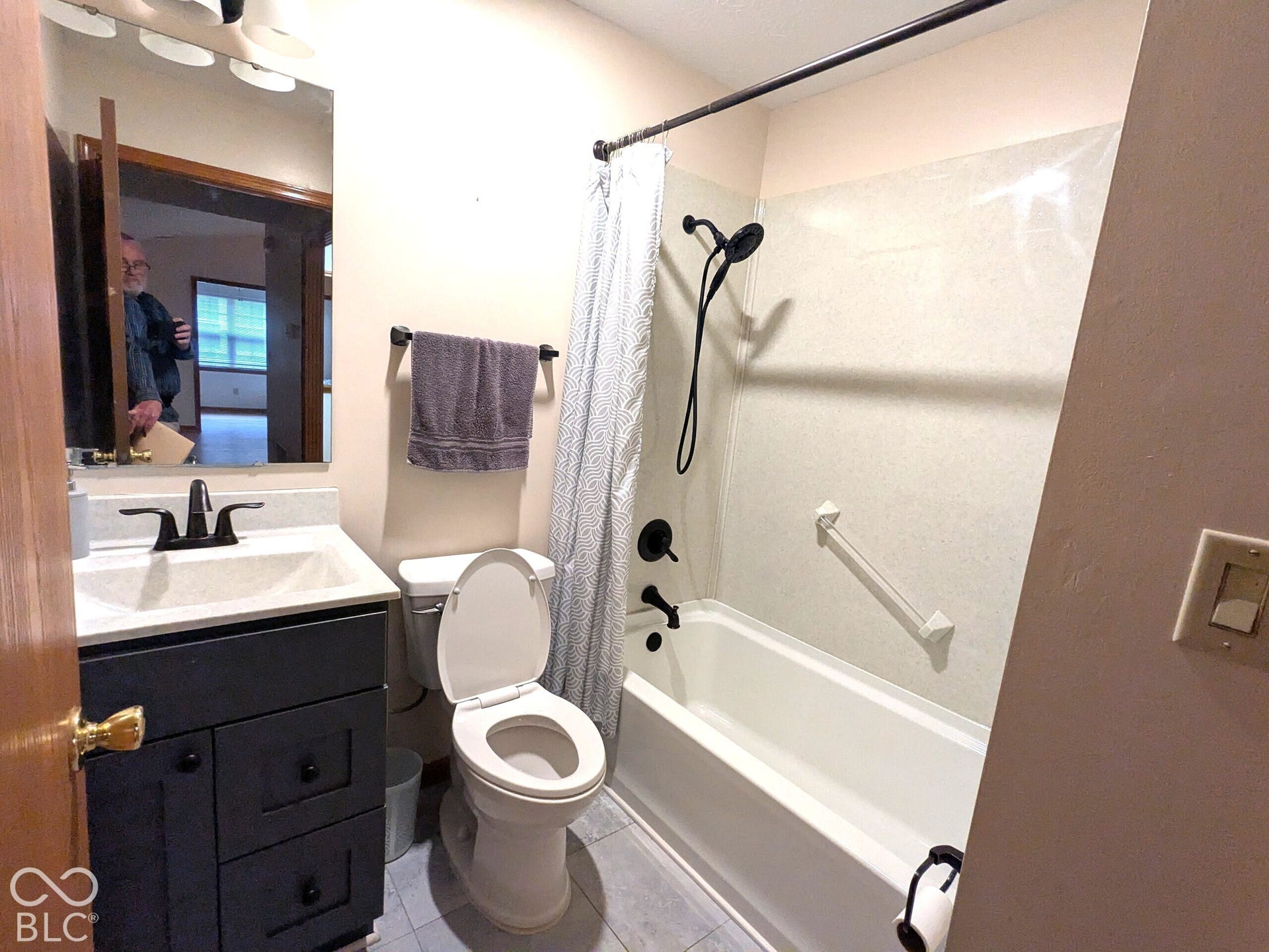 8147 Bentley Farms Place, Indianapolis, IN 46259