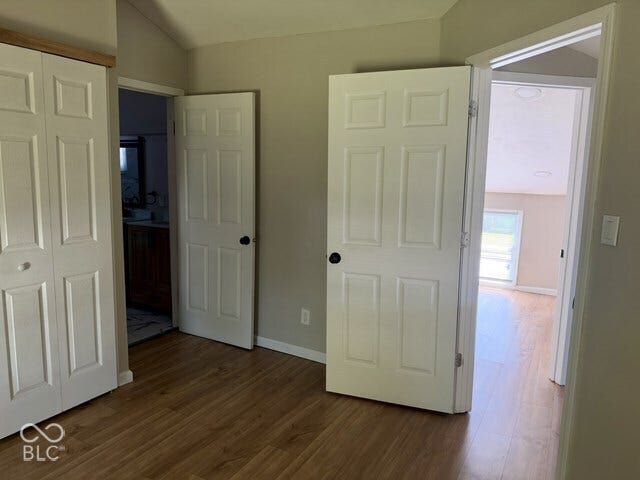2910 Meredith Avenue, Indianapolis, IN 46201