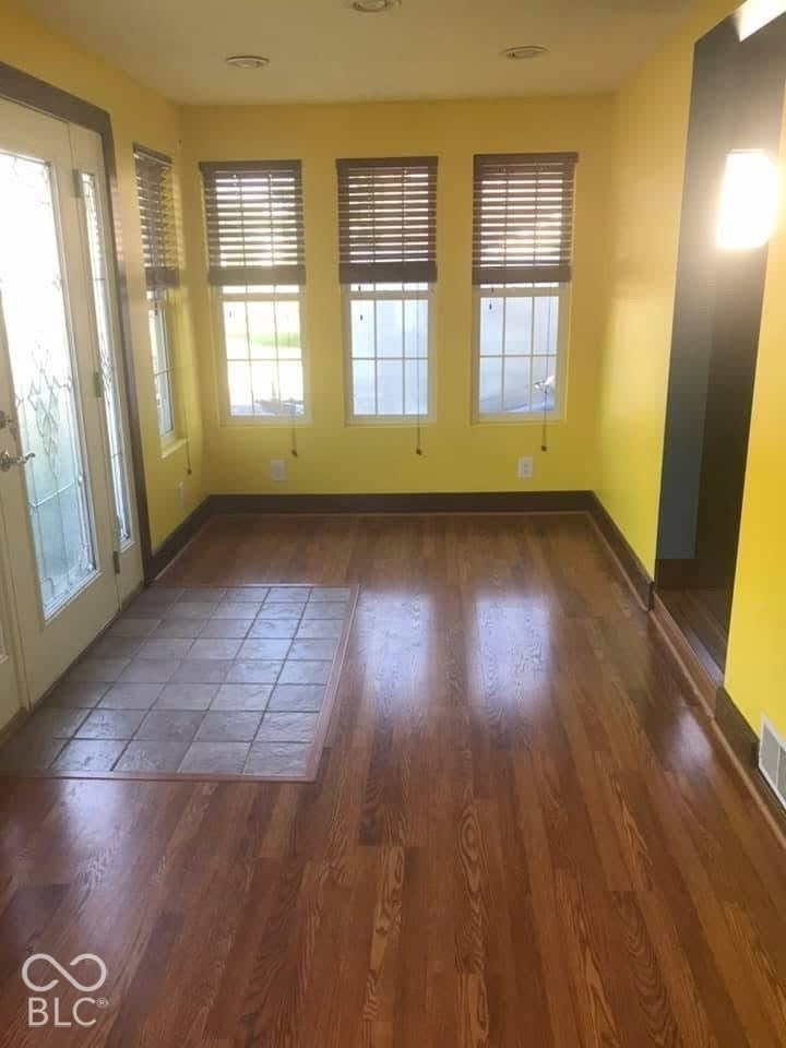 728 S State, North Vernon, IN 47265