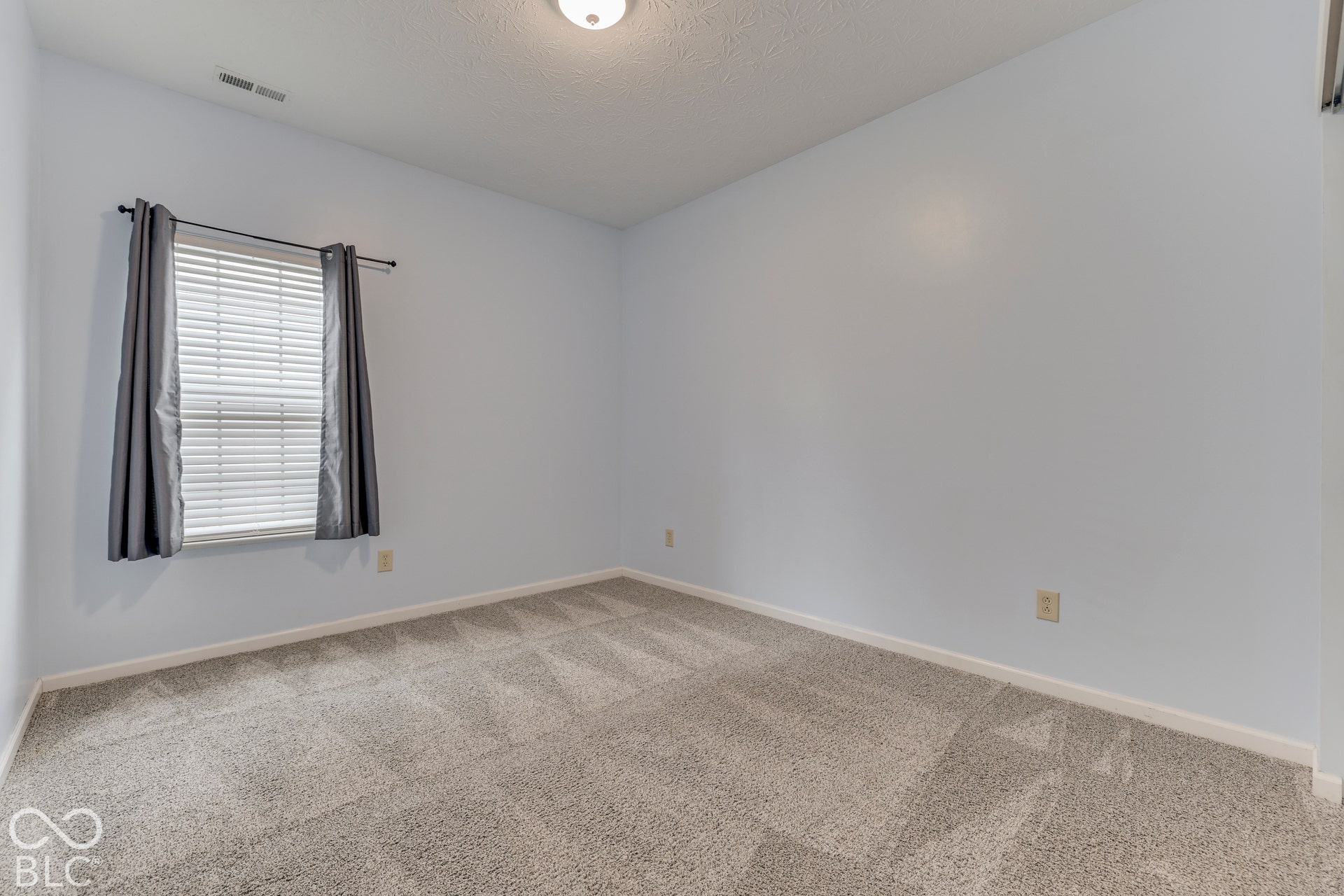 4715 Ventura Boulevard, Plainfield, IN 46168