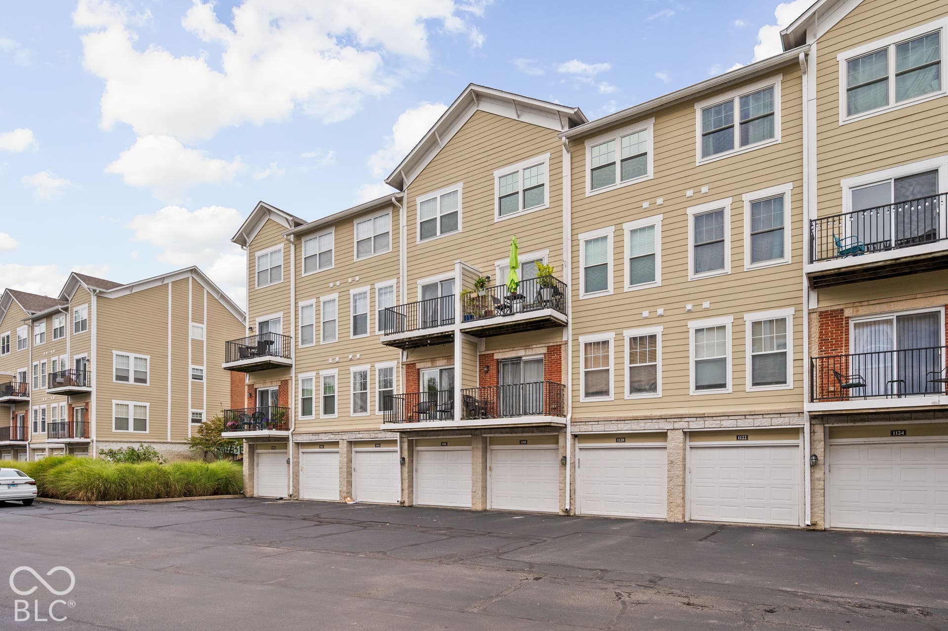1116 Reserve Way, Indianapolis, IN 46220