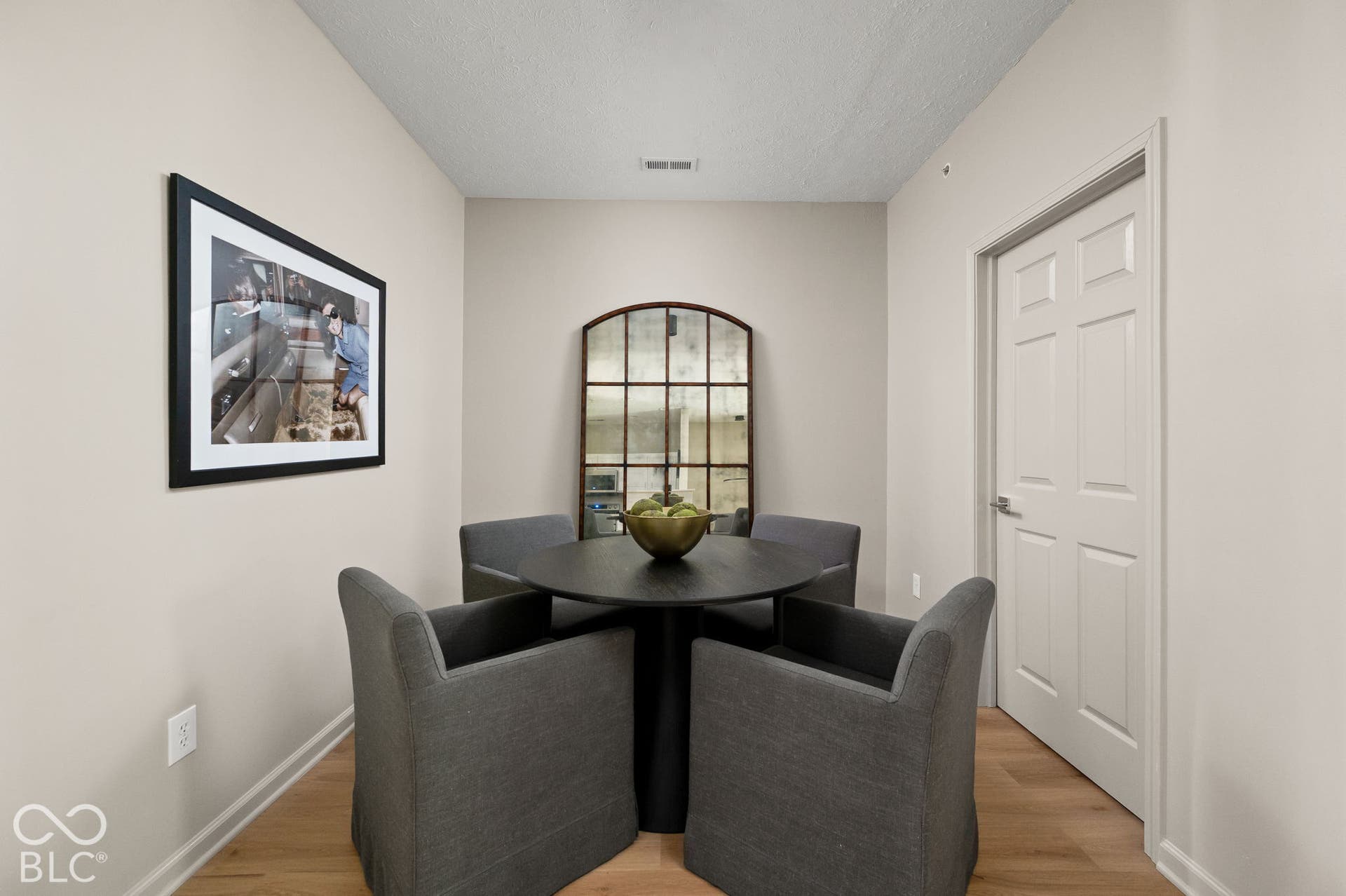1116 Reserve Way, Indianapolis, IN 46220