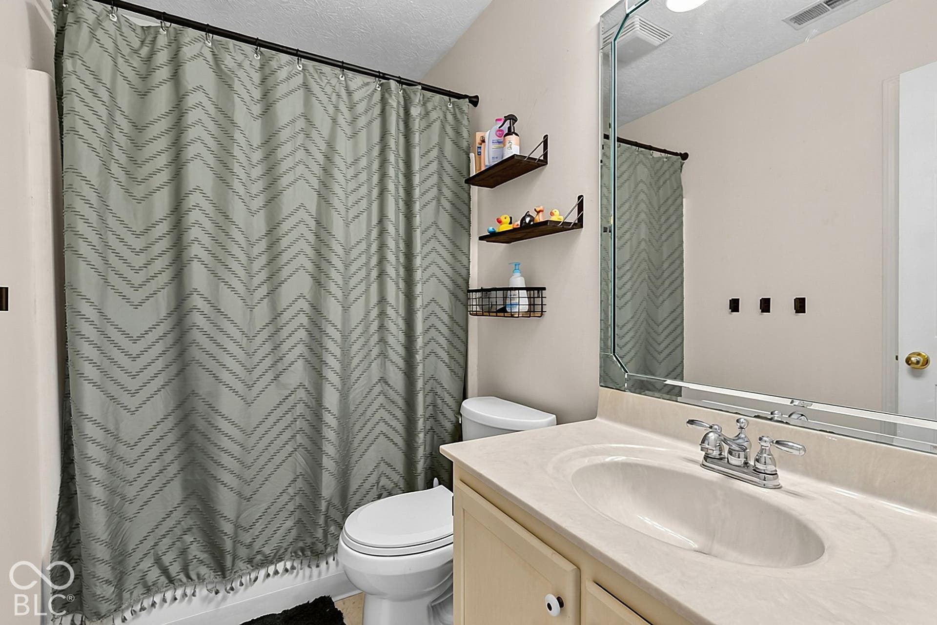 105 Fountain Drive, Mooresville, IN 46158