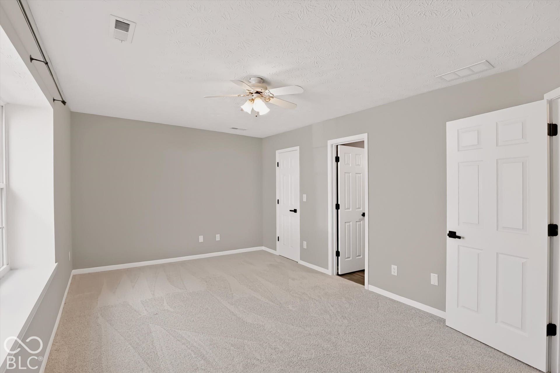 517 E Pine Ridge Drive, Westfield, IN 46074