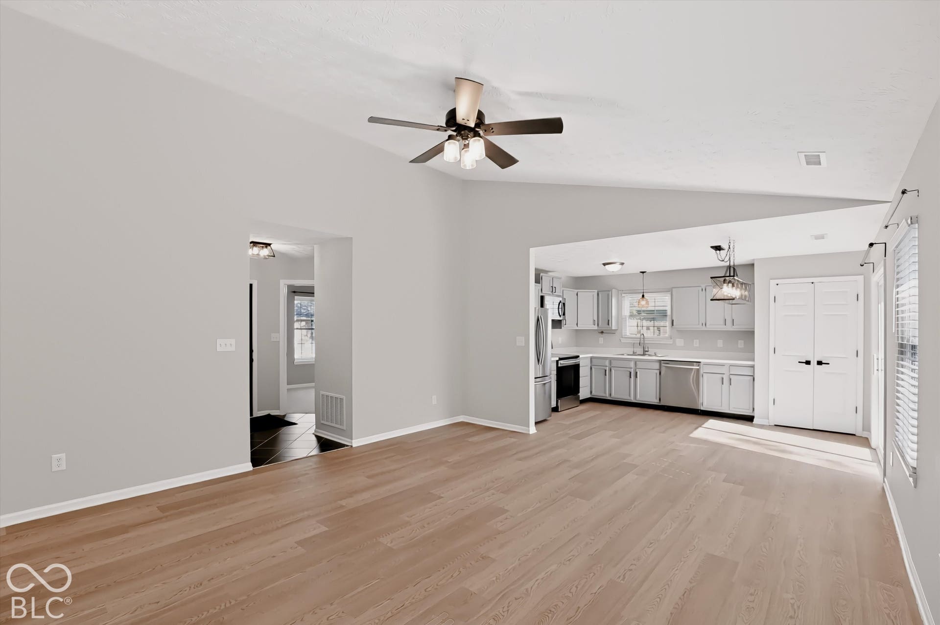 517 E Pine Ridge Drive, Westfield, IN 46074