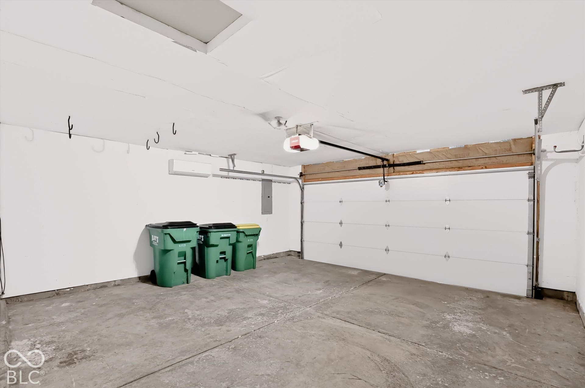 517 E Pine Ridge Drive, Westfield, IN 46074