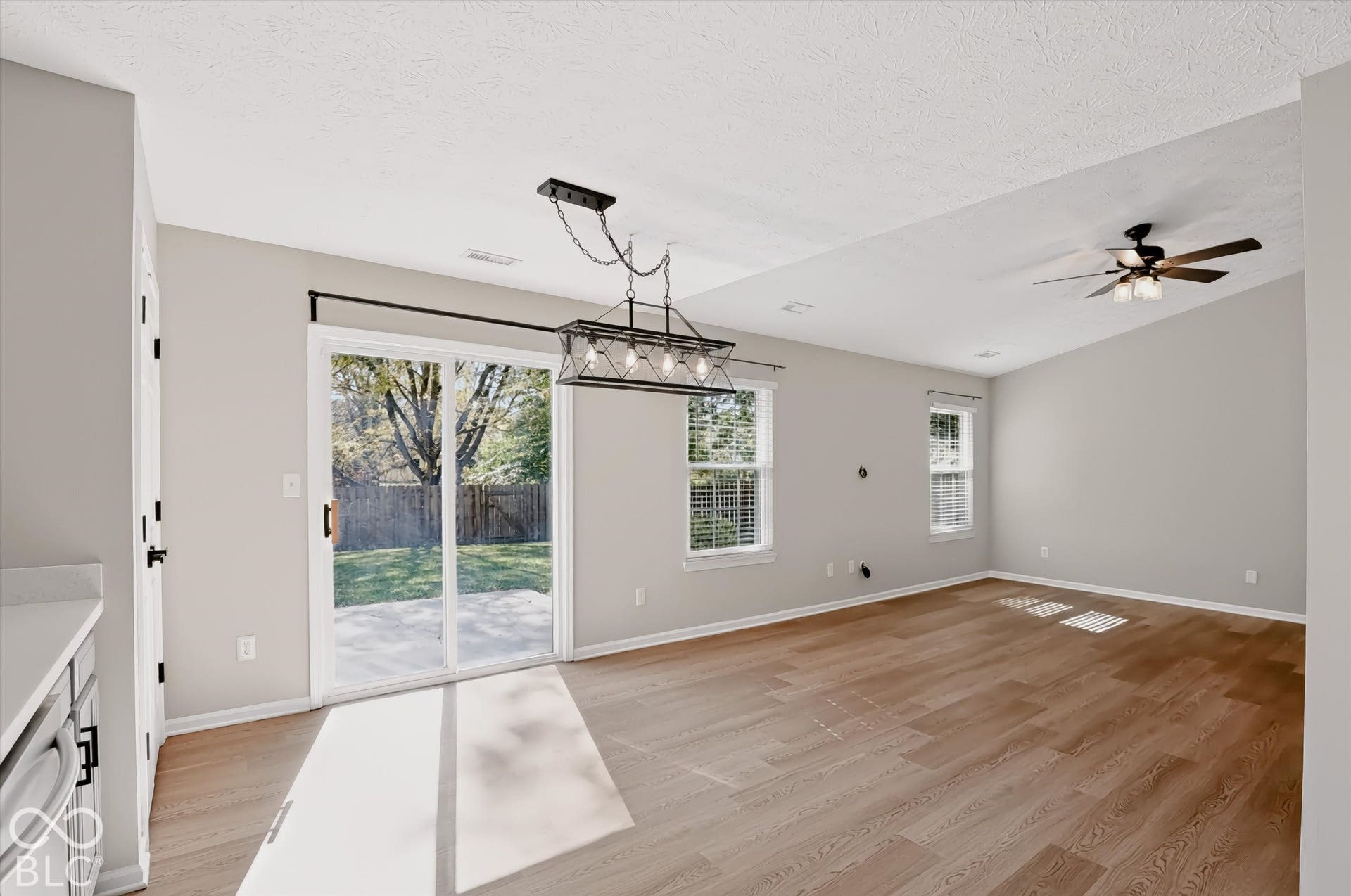517 E Pine Ridge Drive, Westfield, IN 46074