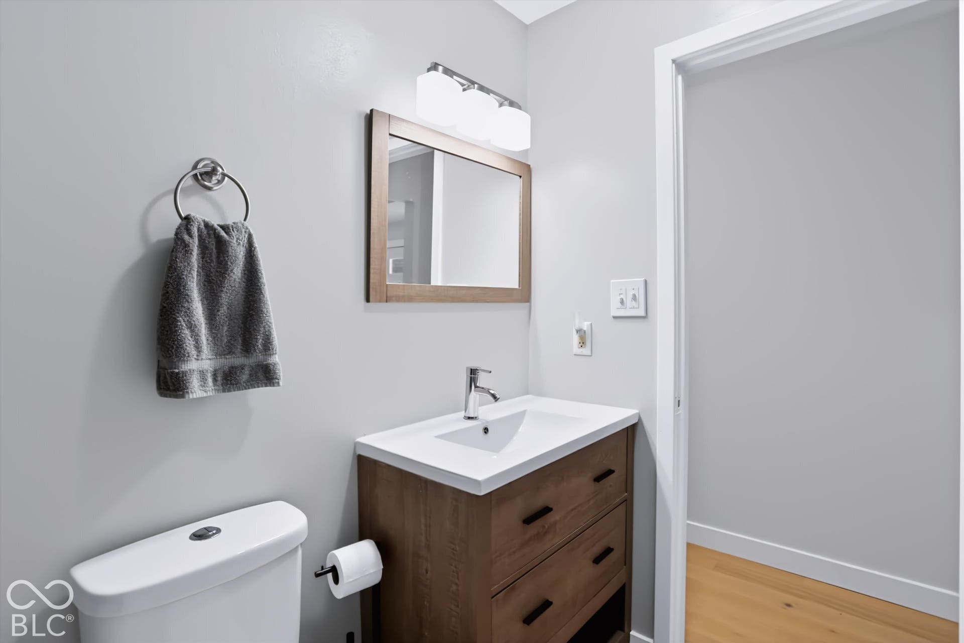145 Bexhill Drive, Carmel, IN 46032