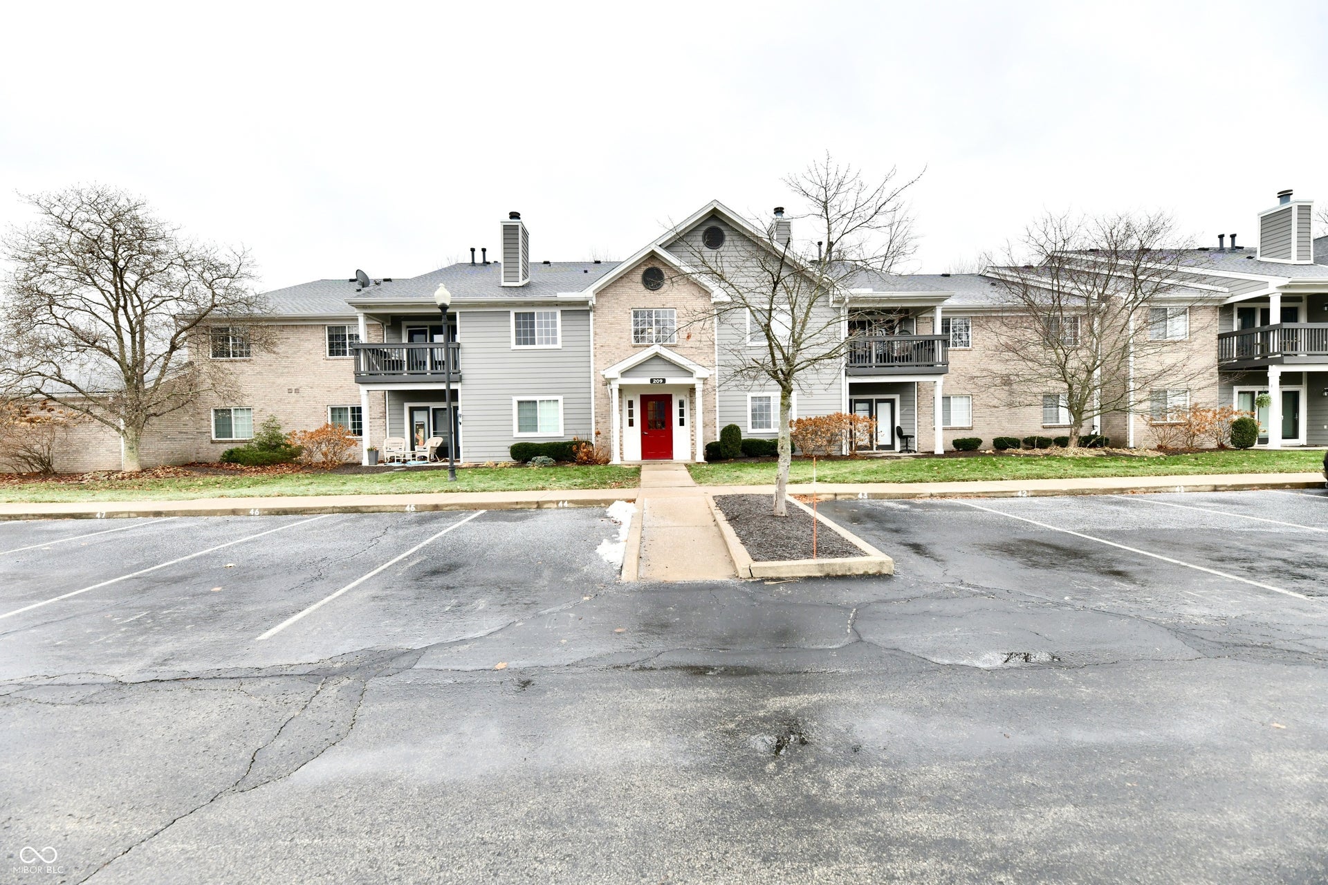 209 Faulkner Court, Carmel, IN 46032