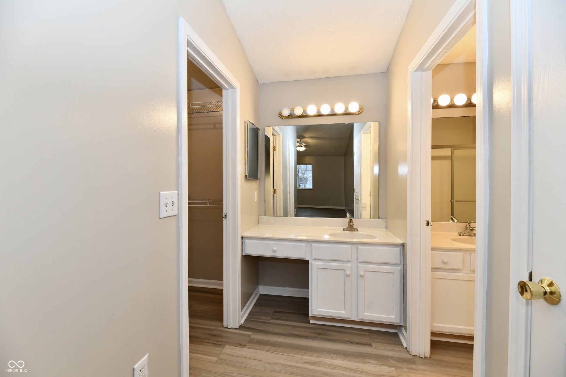 209 Faulkner Court, Carmel, IN 46032