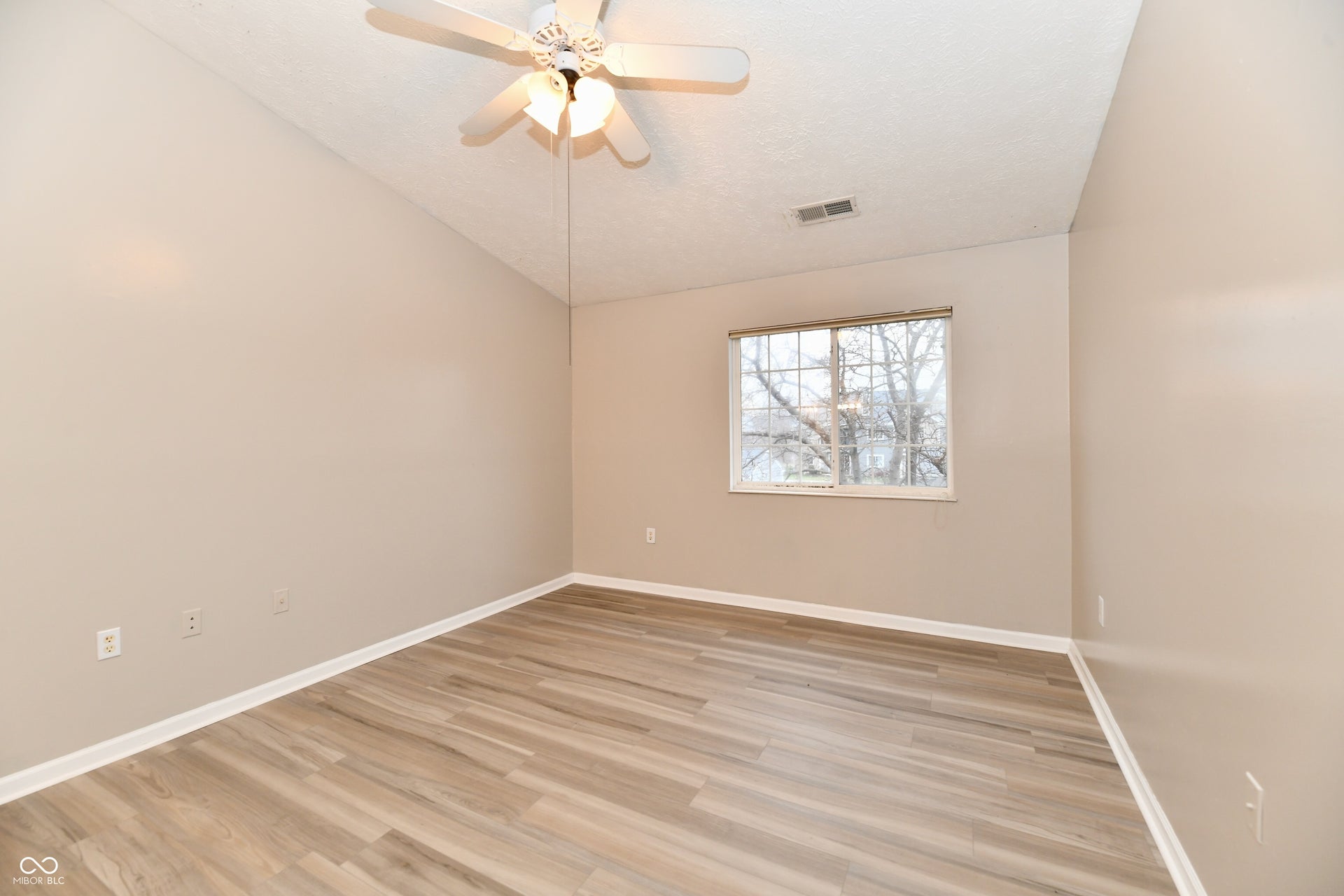 209 Faulkner Court, Carmel, IN 46032