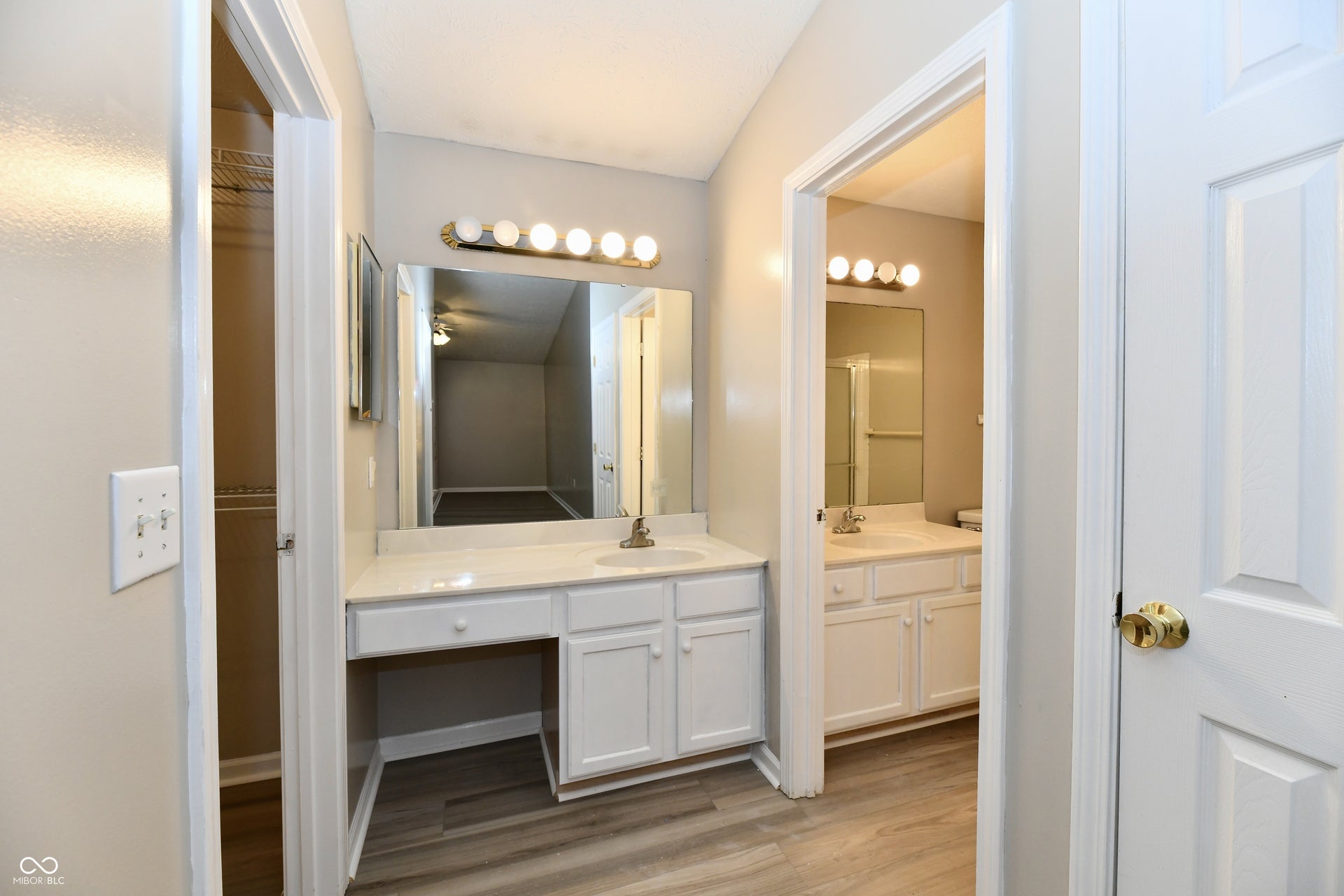 209 Faulkner Court, Carmel, IN 46032
