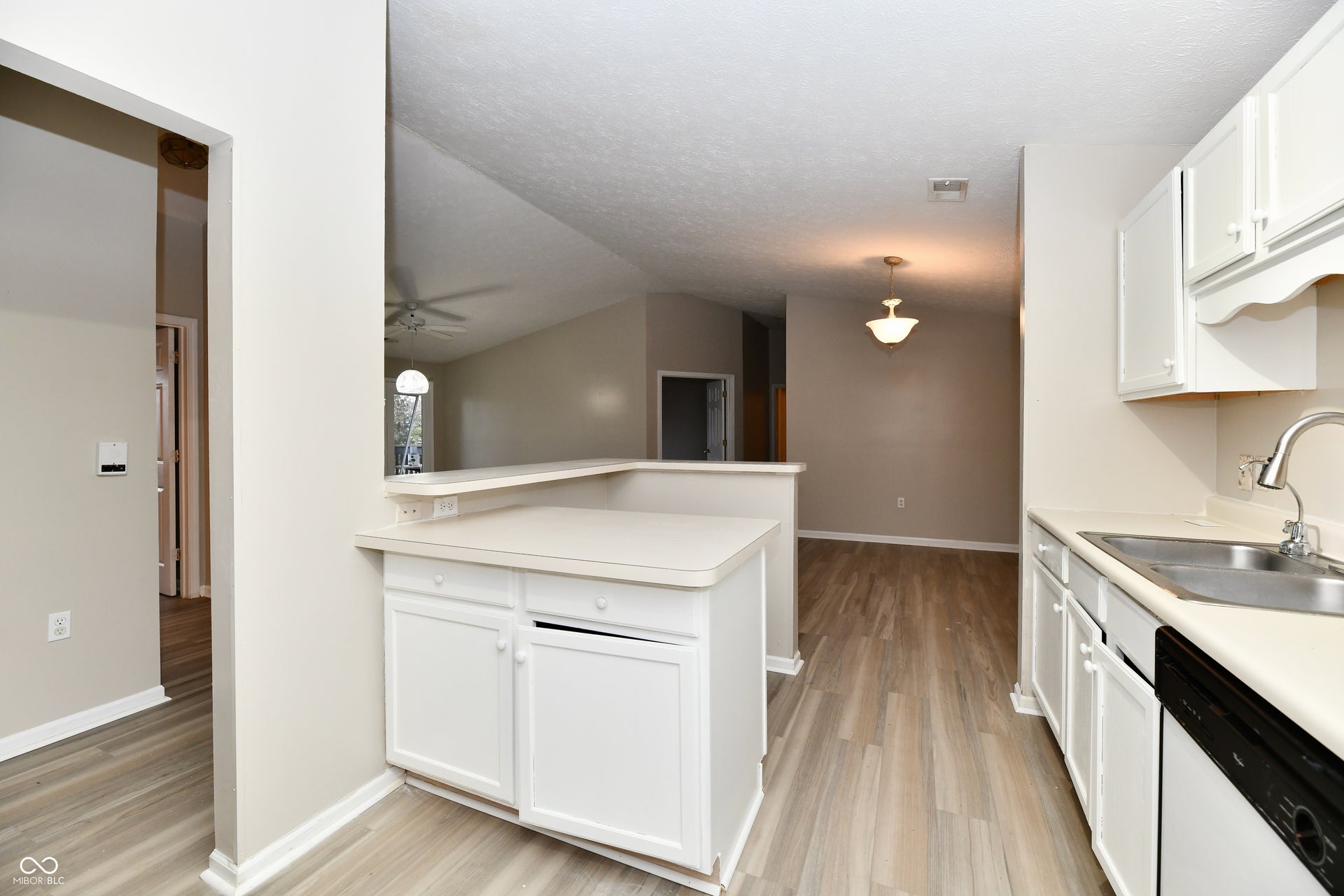 209 Faulkner Court, Carmel, IN 46032