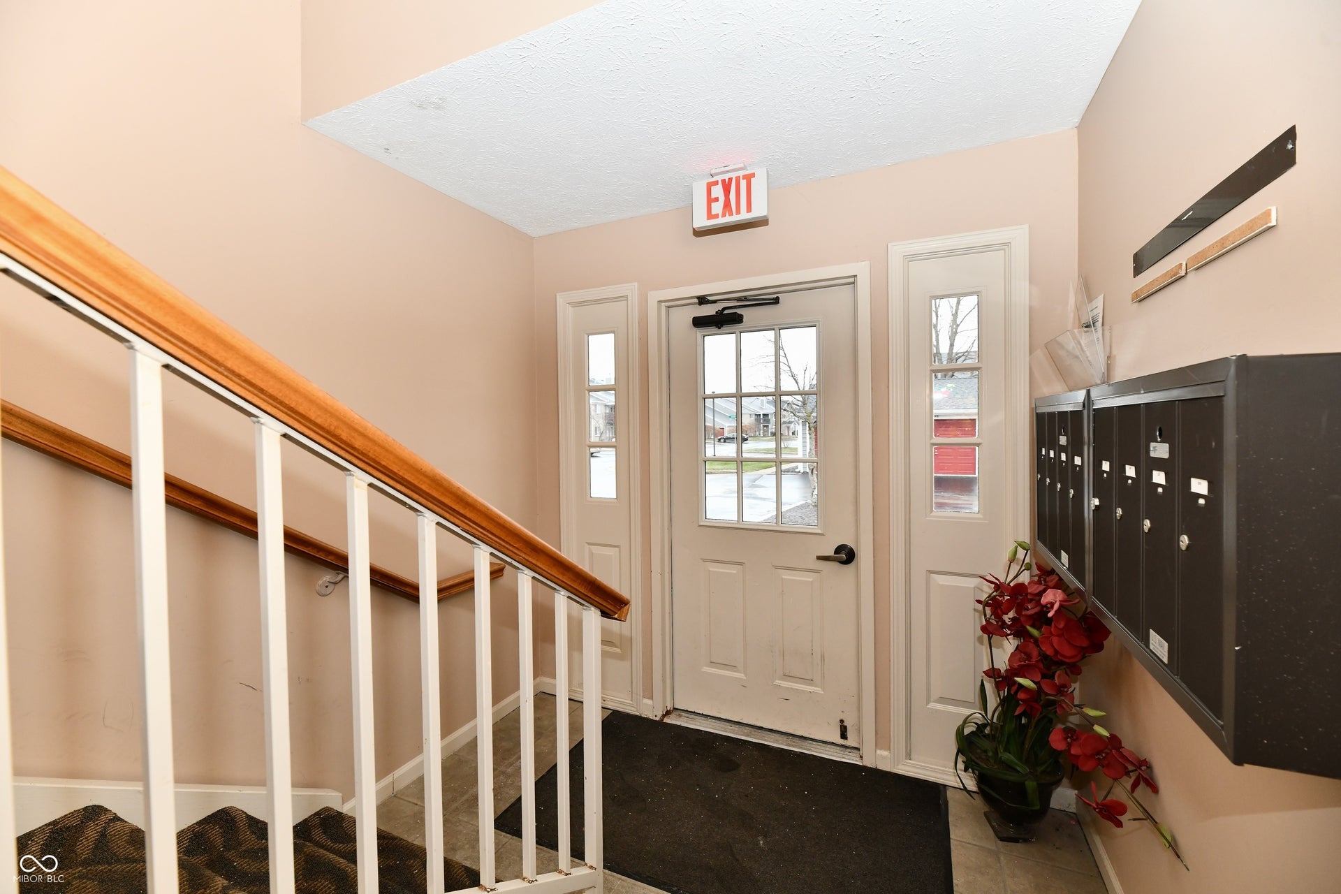 209 Faulkner Court, Carmel, IN 46032