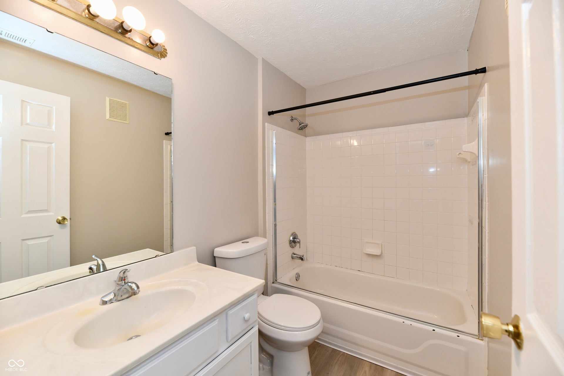 209 Faulkner Court, Carmel, IN 46032