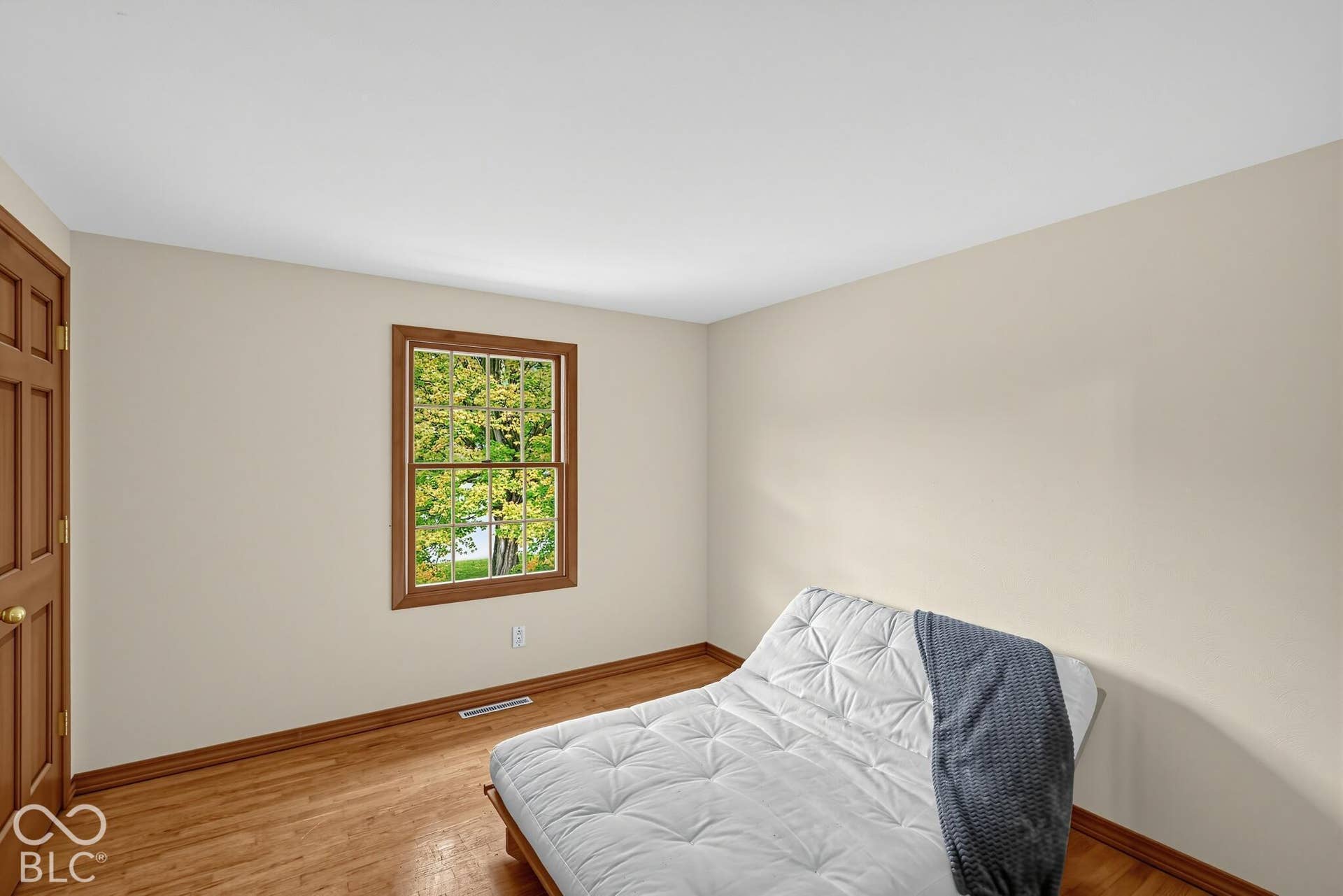 52092 W Winding Waters Lane N, Elkhart, IN 46514