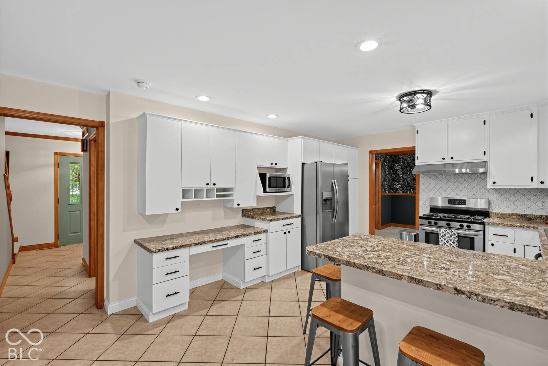 52092 W Winding Waters Lane N, Elkhart, IN 46514