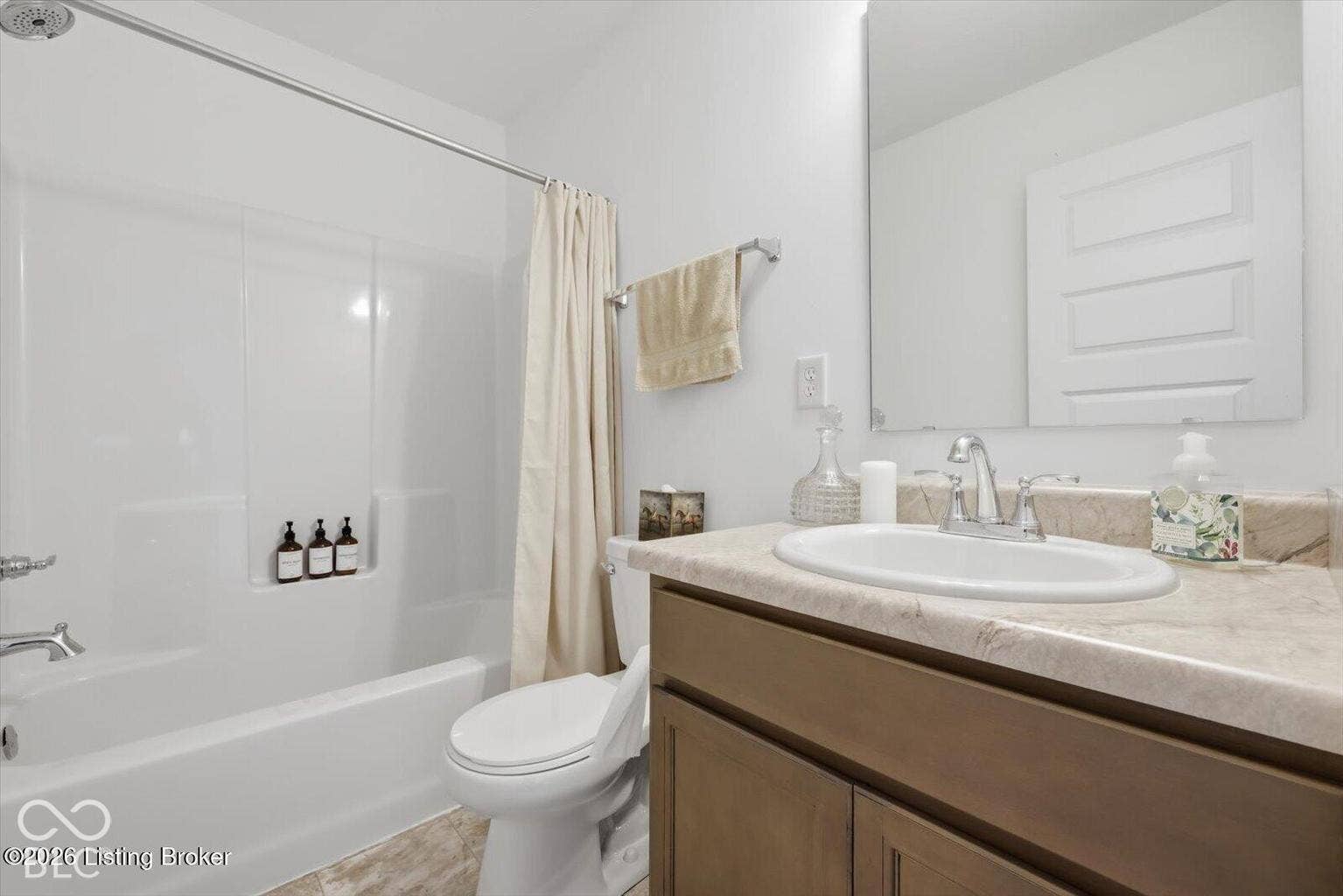 1370 Delacorte Circles, Shelbyville, IN 46176