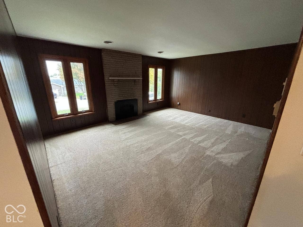 210 Hillside Drive, Hartford City, IN 47348