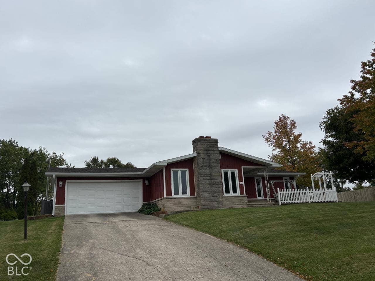 210 Hillside Drive, Hartford City, IN 47348