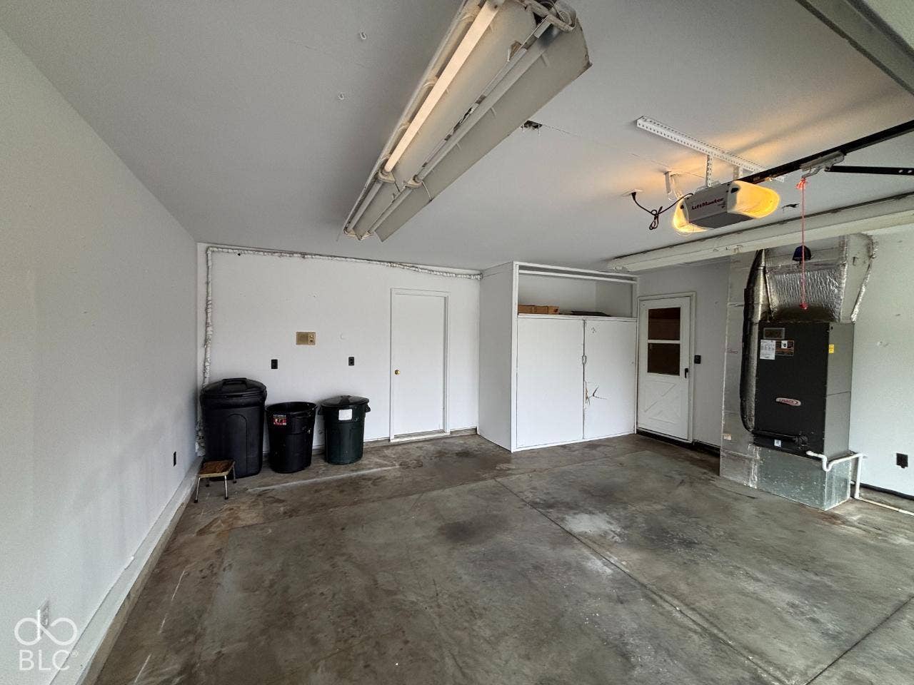 210 Hillside Drive, Hartford City, IN 47348