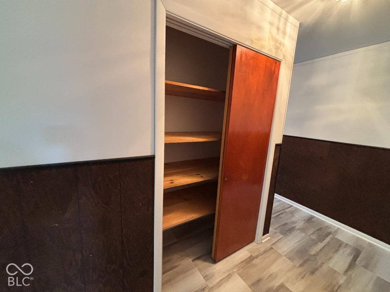 210 Hillside Drive, Hartford City, IN 47348