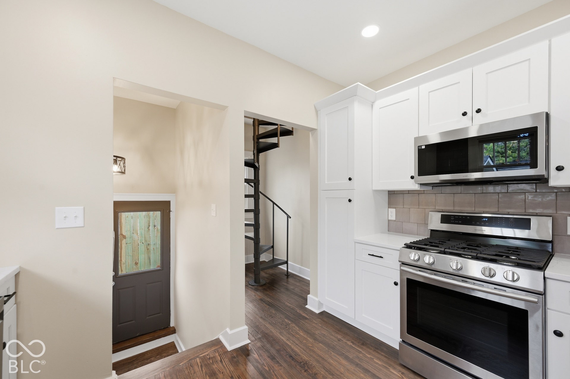 610 Wallace Avenue, Indianapolis, IN 46201