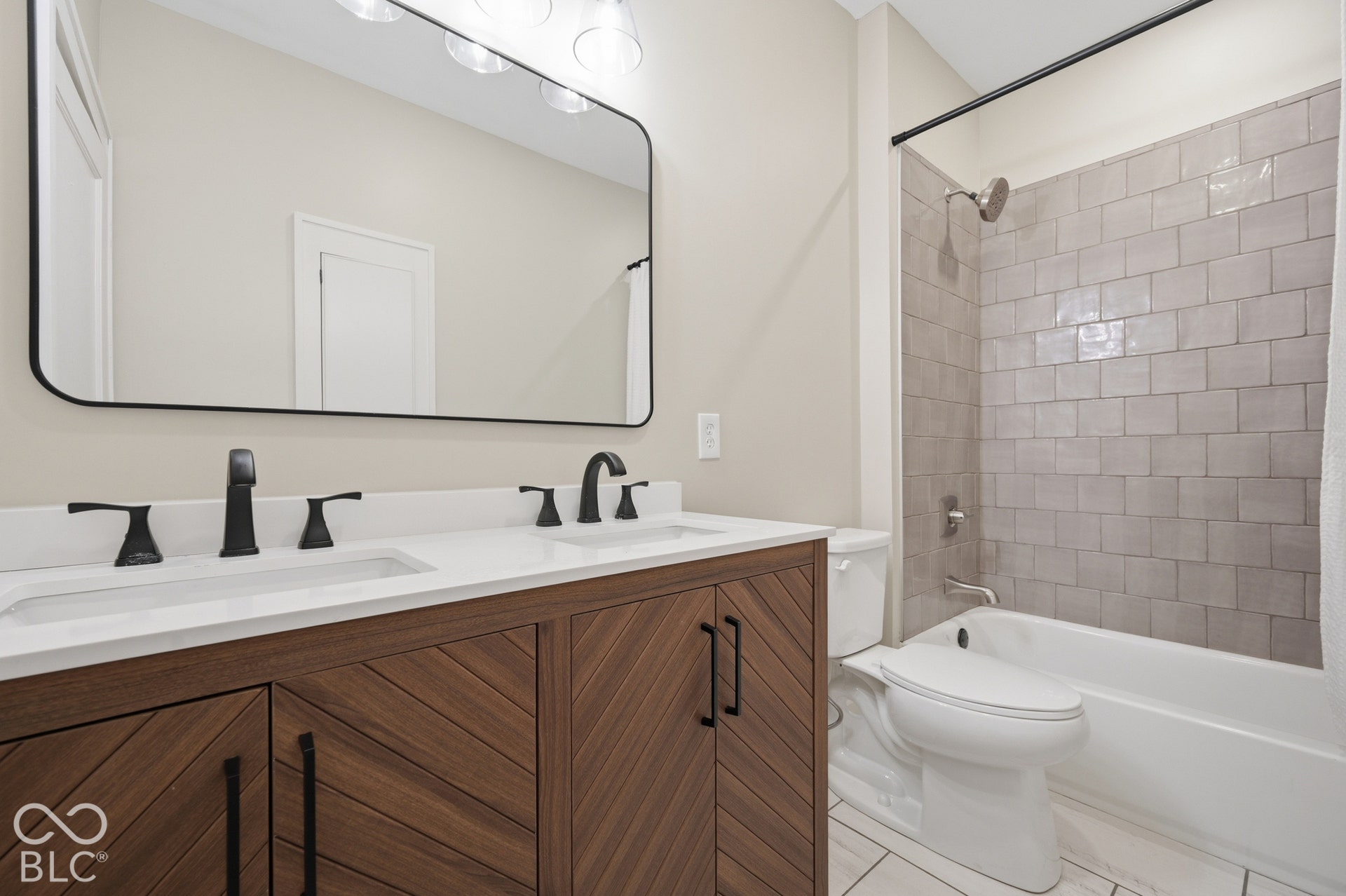 610 Wallace Avenue, Indianapolis, IN 46201