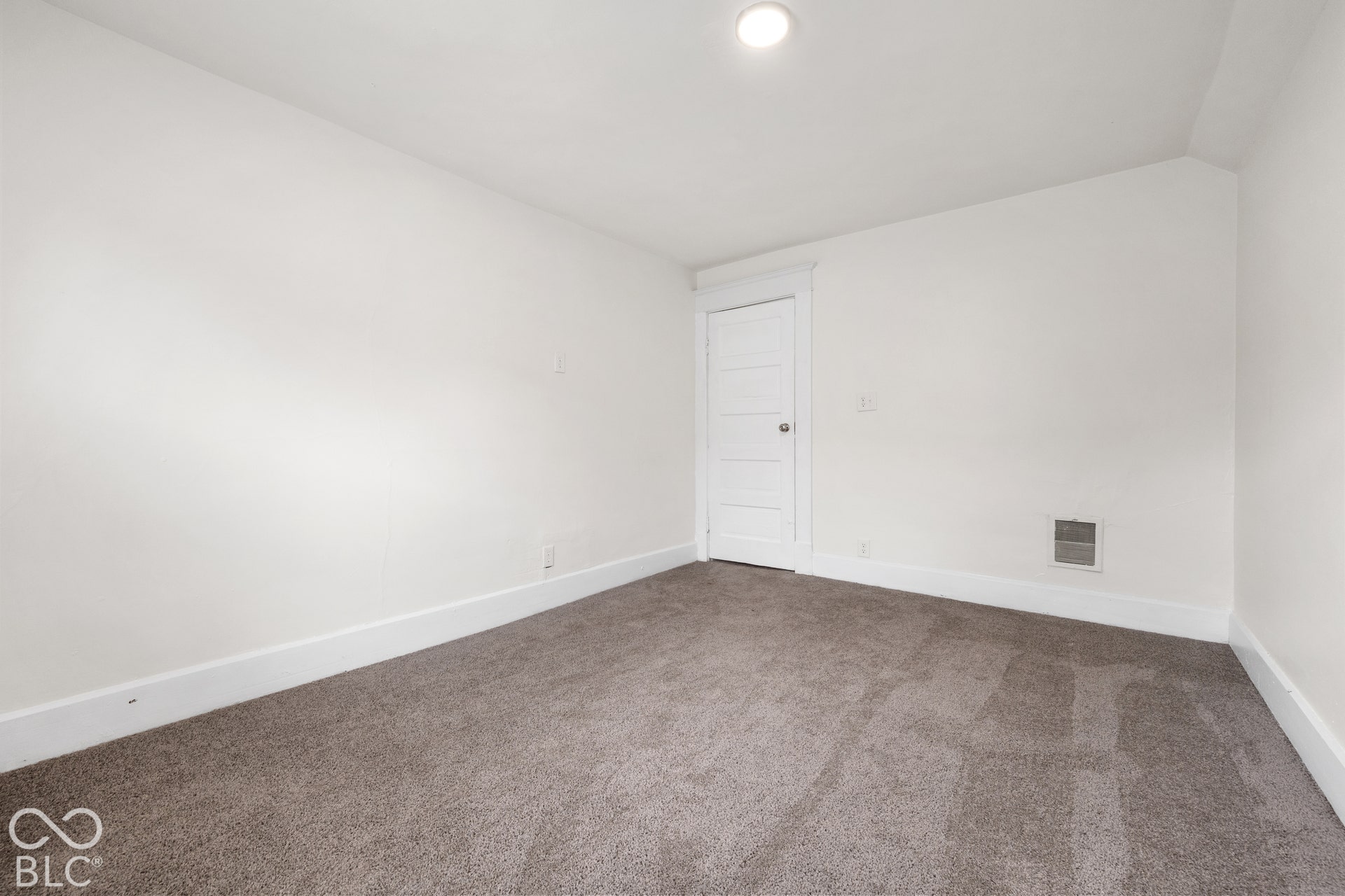 121 N Bradley Avenue, Indianapolis, IN 46201