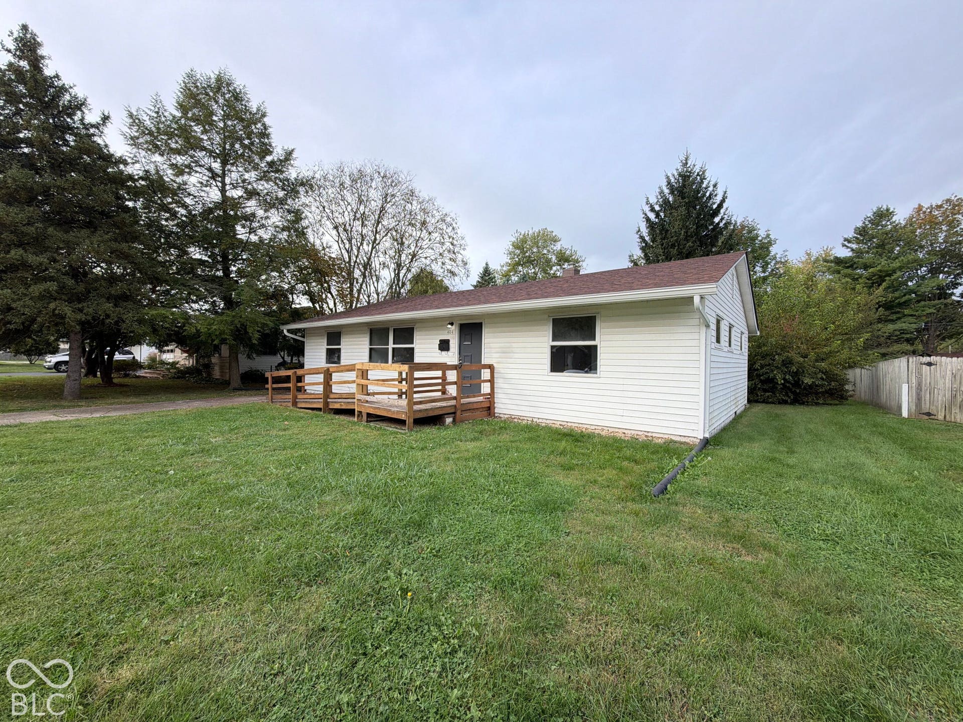 404 Brewer Drive, Greenwood, IN 46142 404 Brewer Drive, Greenwood, IN 46142