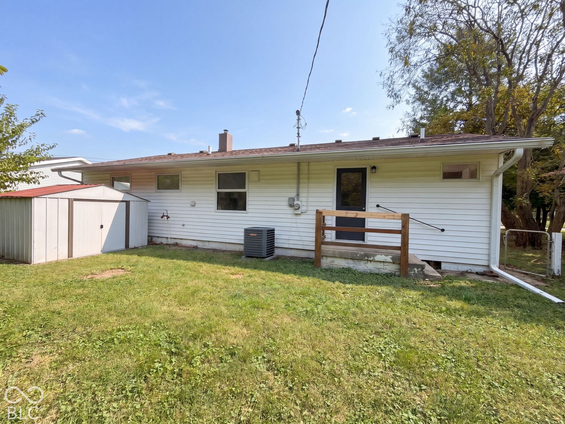 404 Brewer Drive, Greenwood, IN 46142 404 Brewer Drive, Greenwood, IN 46142