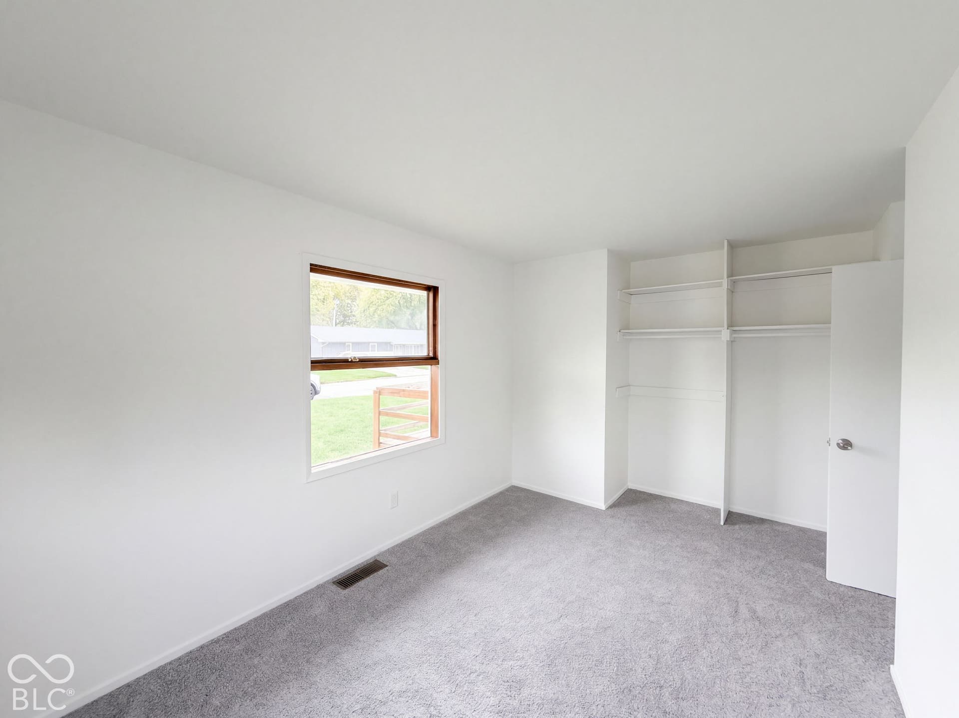 404 Brewer Drive, Greenwood, IN 46142 404 Brewer Drive, Greenwood, IN 46142