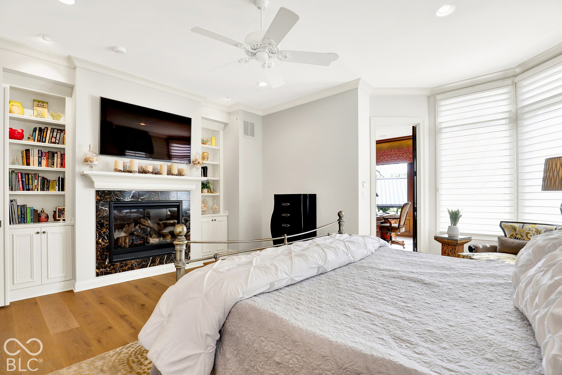 15621 Hidden Oaks Court, Carmel, IN 46033
